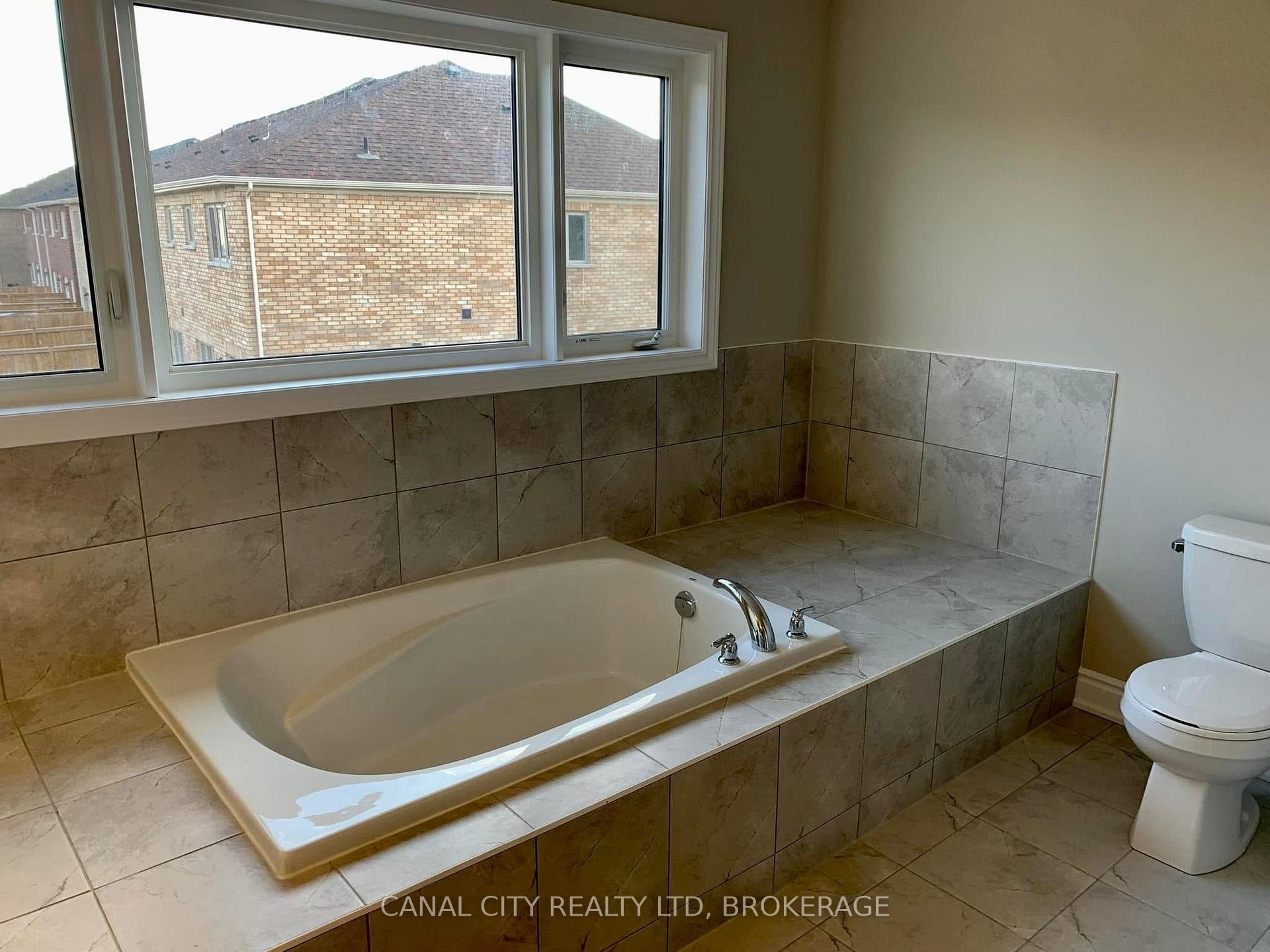 Photo 13 of 10 Venture Way, Thorold, Rolling Meadows — HOMEH