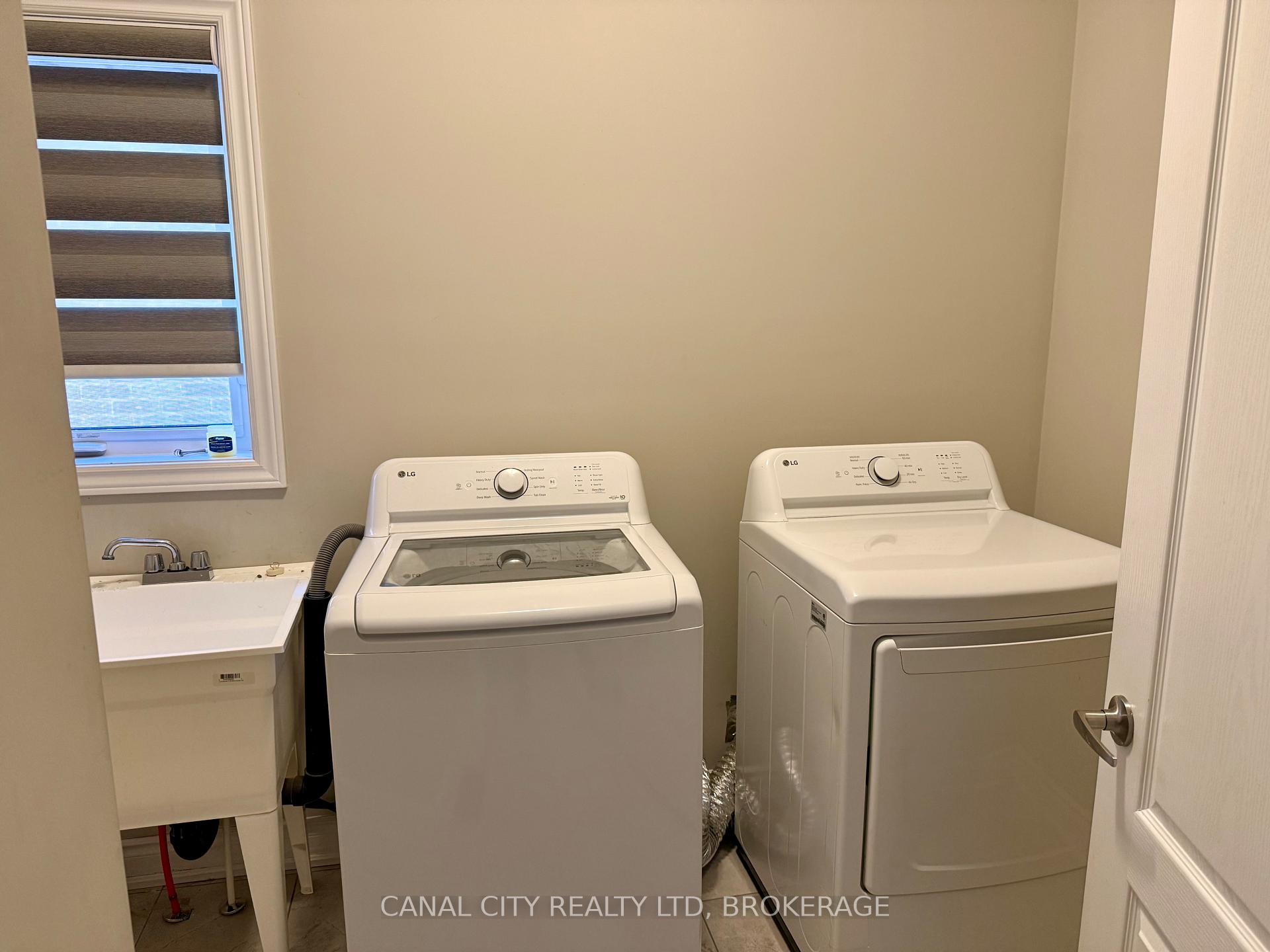 Photo 14 of 10 Venture Way, Thorold, Rolling Meadows — HOMEH