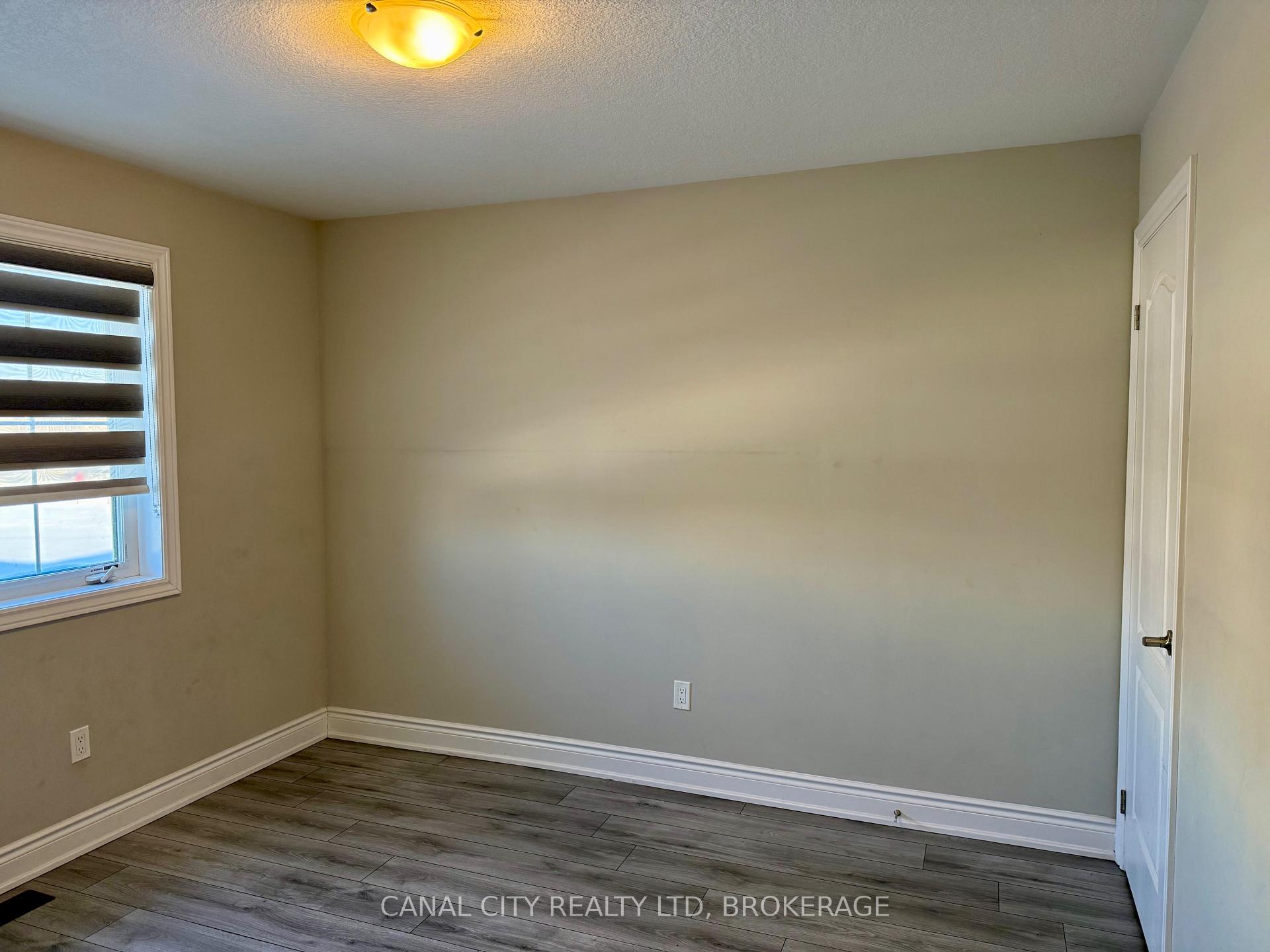 Photo 17 of 10 Venture Way, Thorold, Rolling Meadows — HOMEH