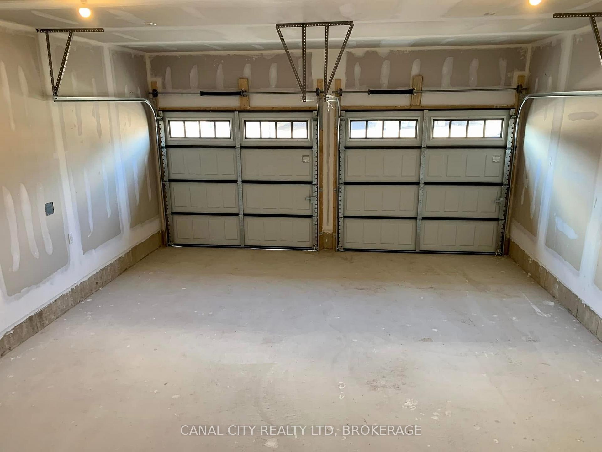 Photo 20 of 10 Venture Way, Thorold, Rolling Meadows — HOMEH
