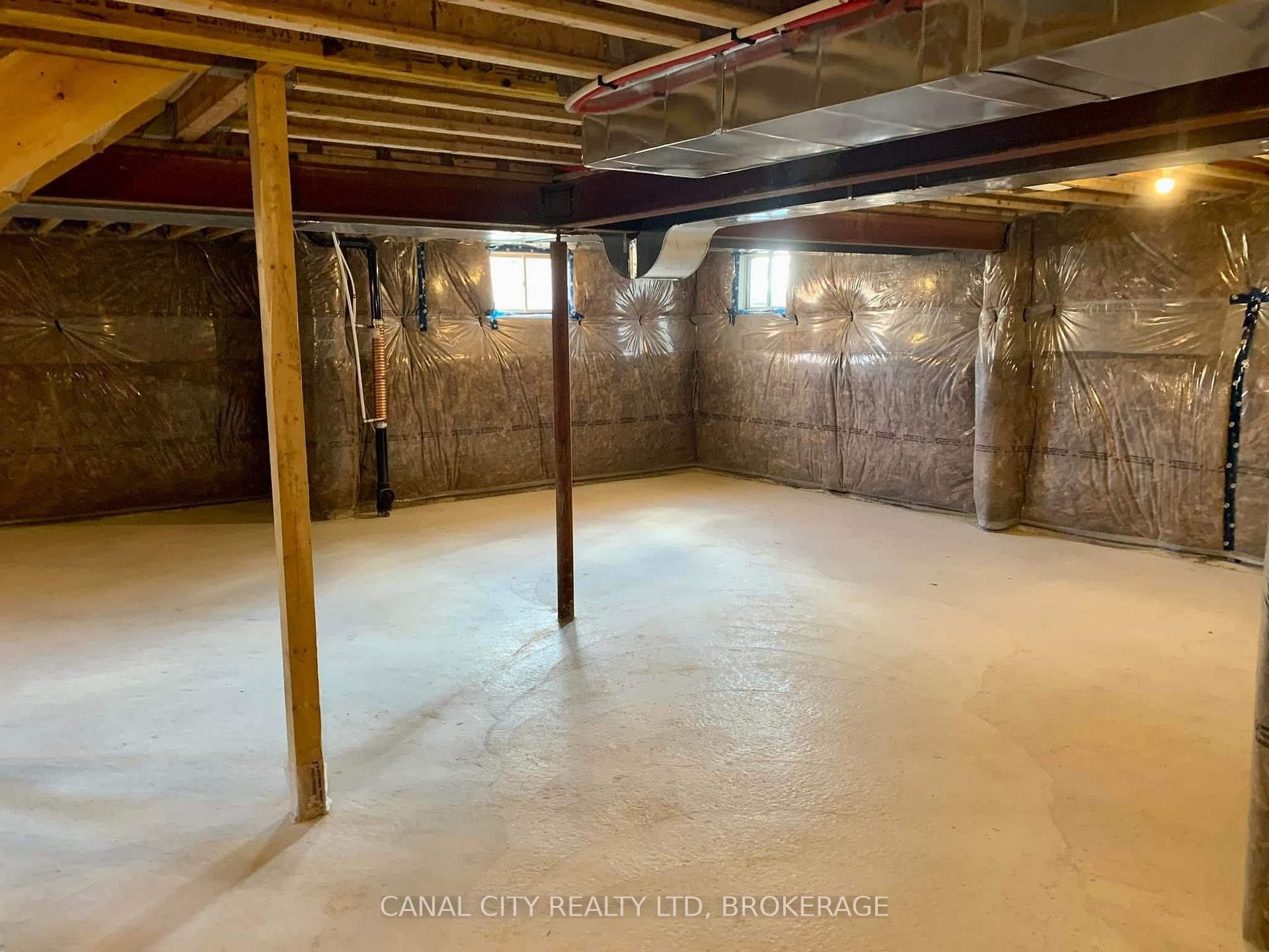 Photo 21 of 10 Venture Way, Thorold, Rolling Meadows — HOMEH
