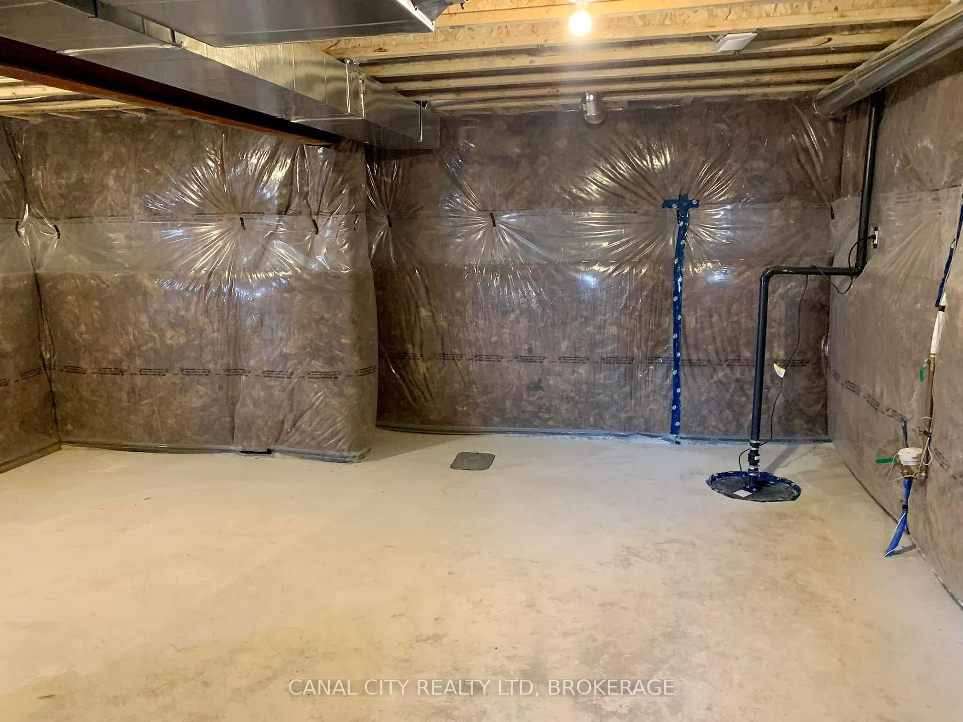 Photo 16 of 10 Venture Way, Thorold, Rolling Meadows — HOMEH
