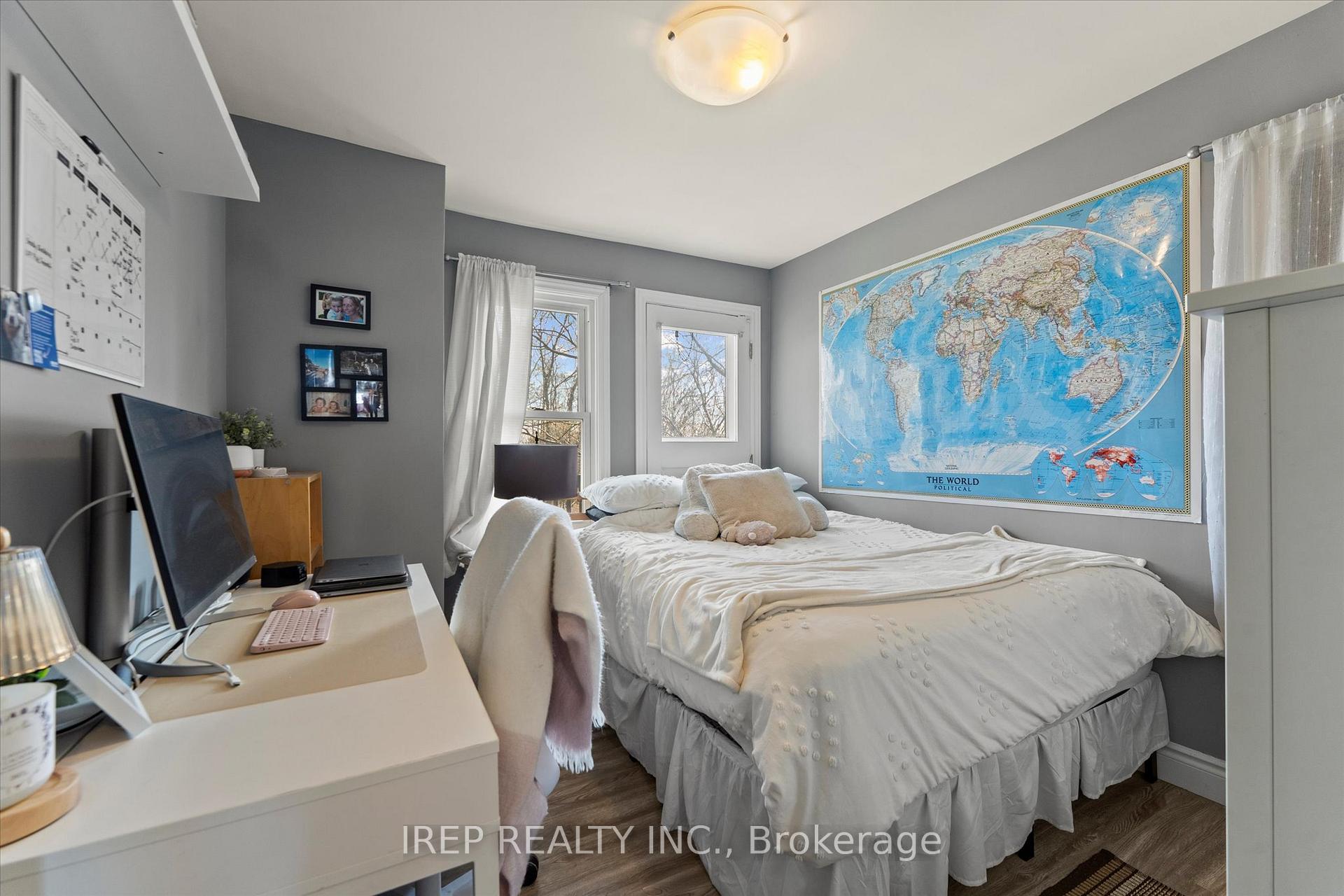 Photo 8 of 394 Crawford Avenue, Windsor — HOMEH