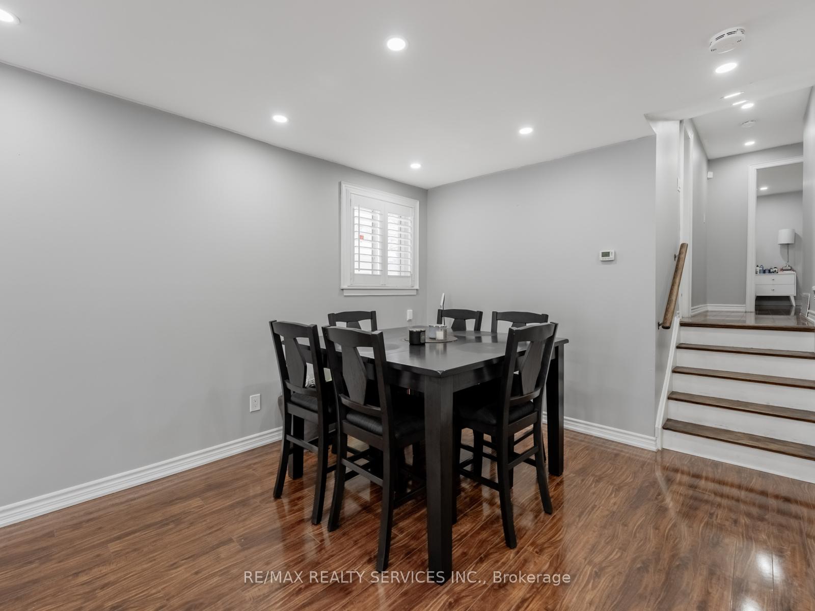 Photo 7 of 14 Belmont Drive, Brampton, Avondale — HOMEH