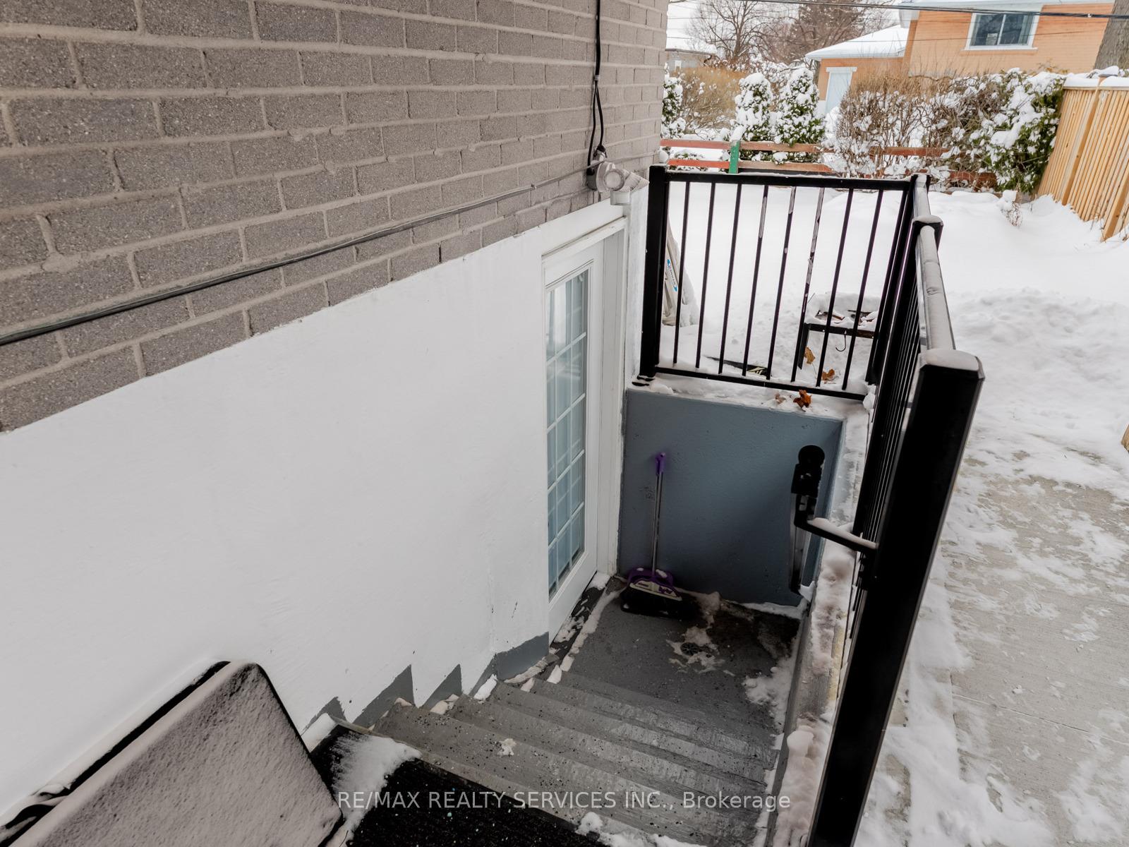 Photo 19 of 14 Belmont Drive, Brampton, Avondale — HOMEH