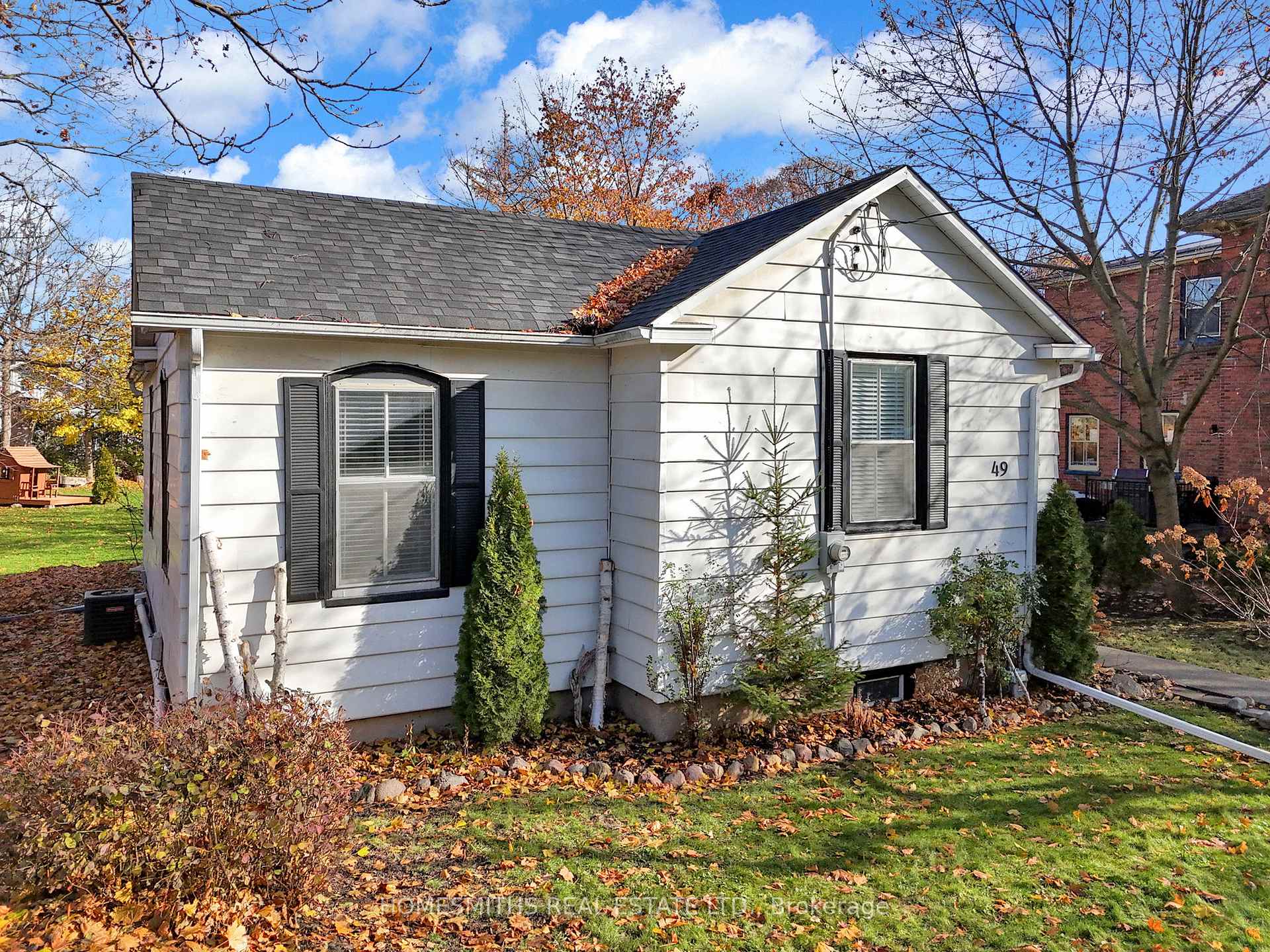 Photo 1 of 49 Centre Street, Clarington, Bowmanville — HOMEH