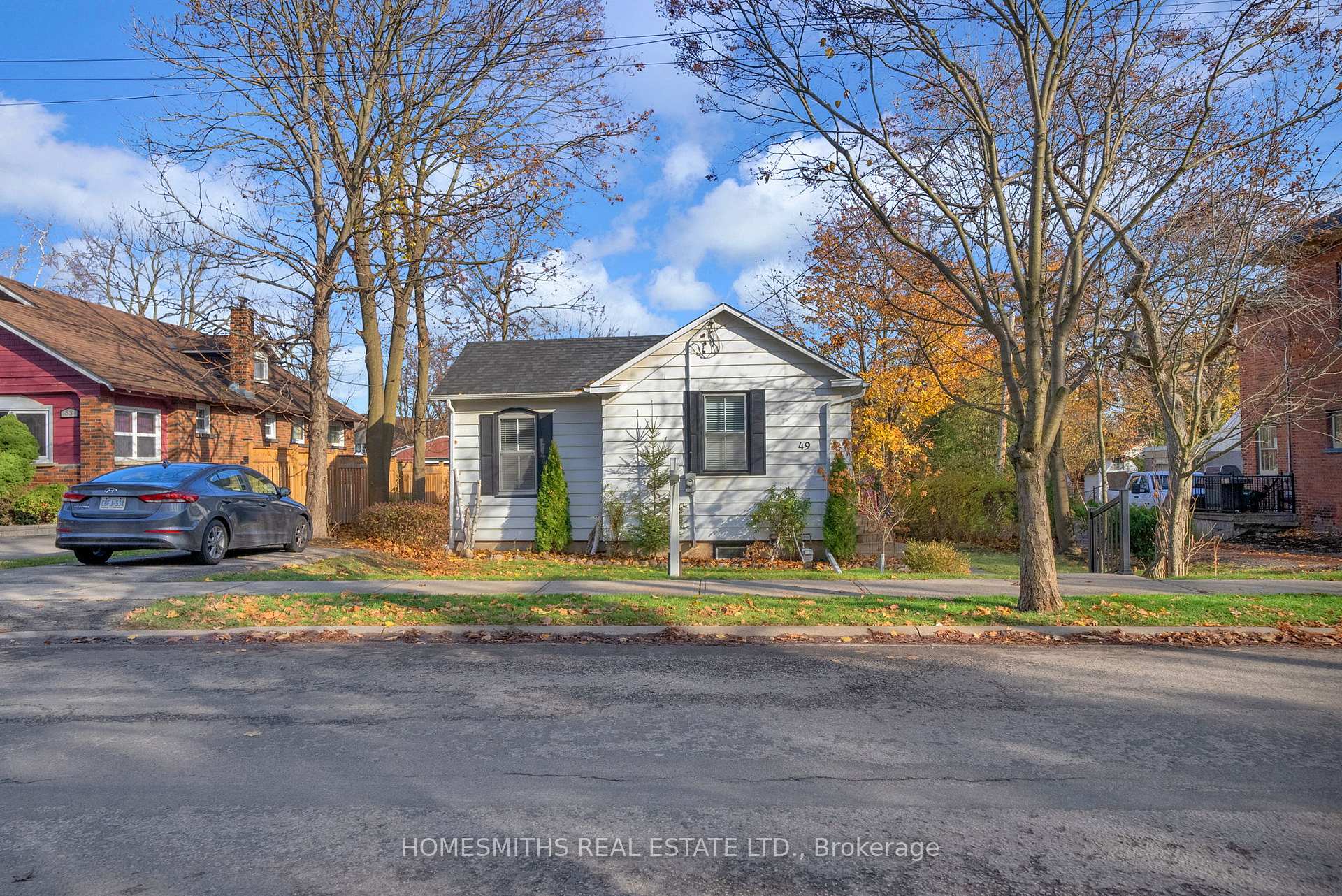 Photo 12 of 49 Centre Street, Clarington, Bowmanville — HOMEH