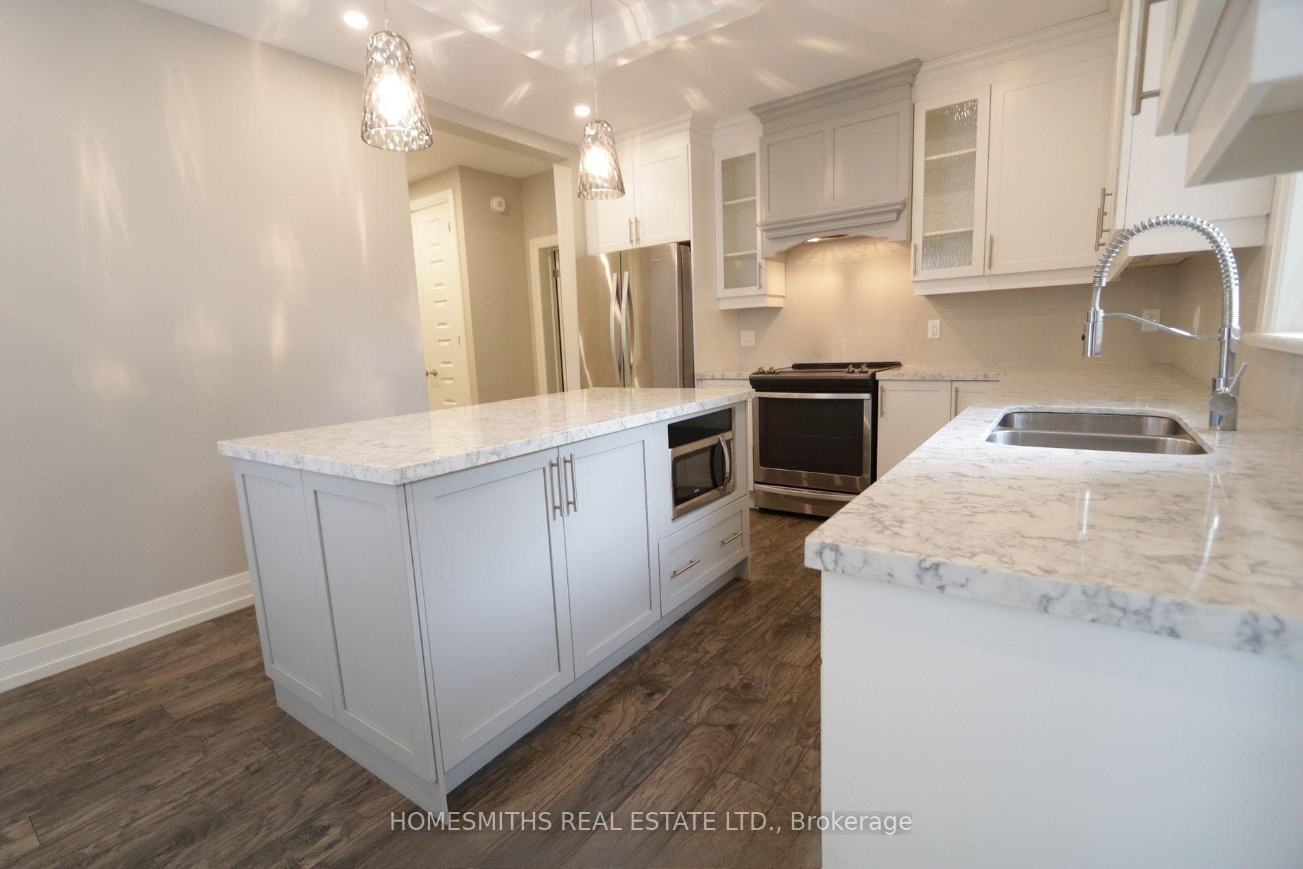 Photo 9 of 49 Centre Street, Clarington, Bowmanville — HOMEH