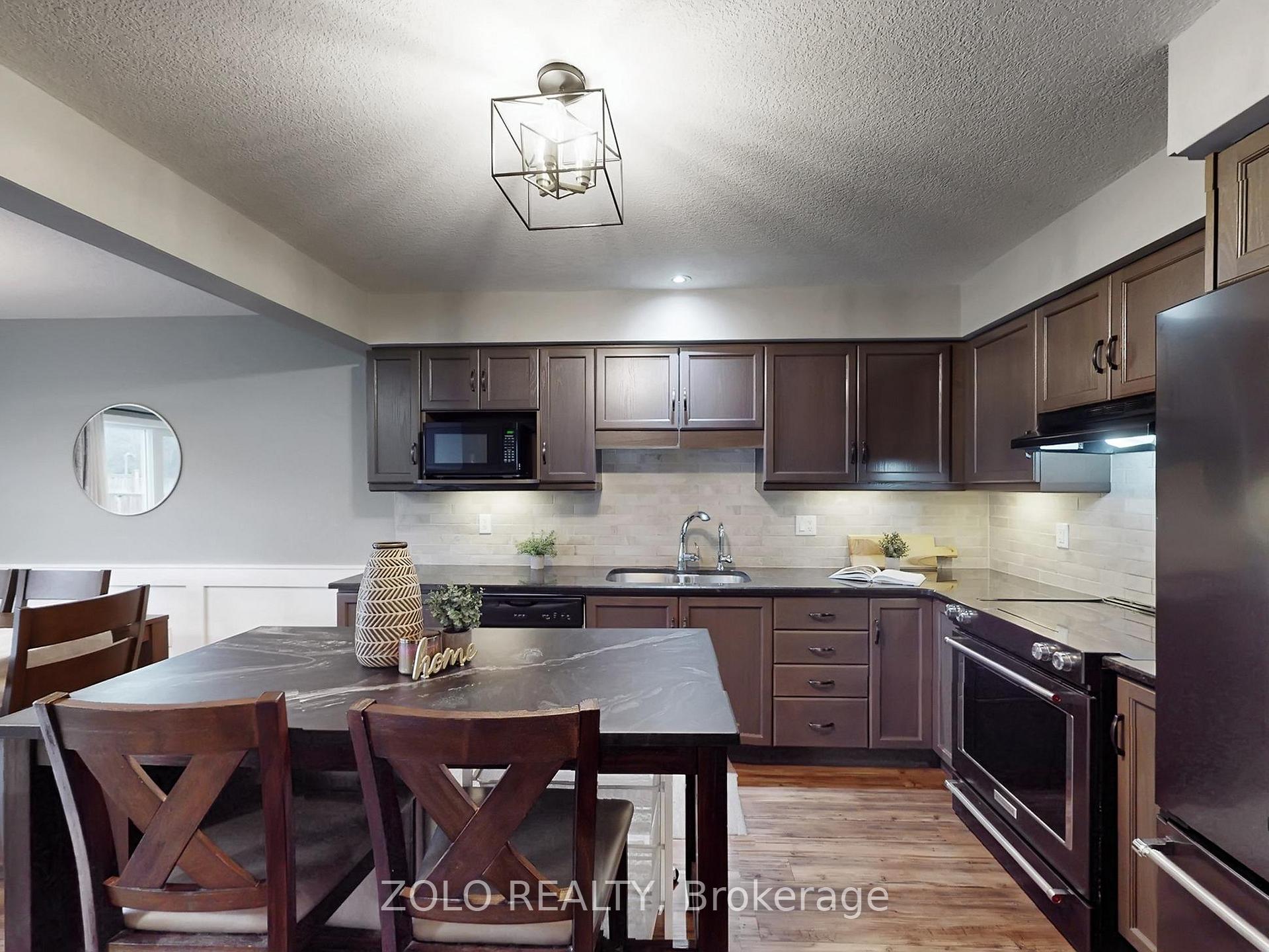 Photo 36 of 33 Marshall Drive, Guelph, Grange Road — HOMEH