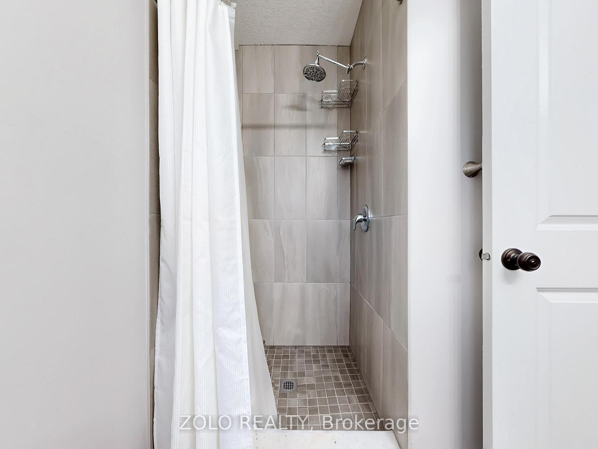 Photo 11 of 33 Marshall Drive, Guelph, Grange Road — HOMEH