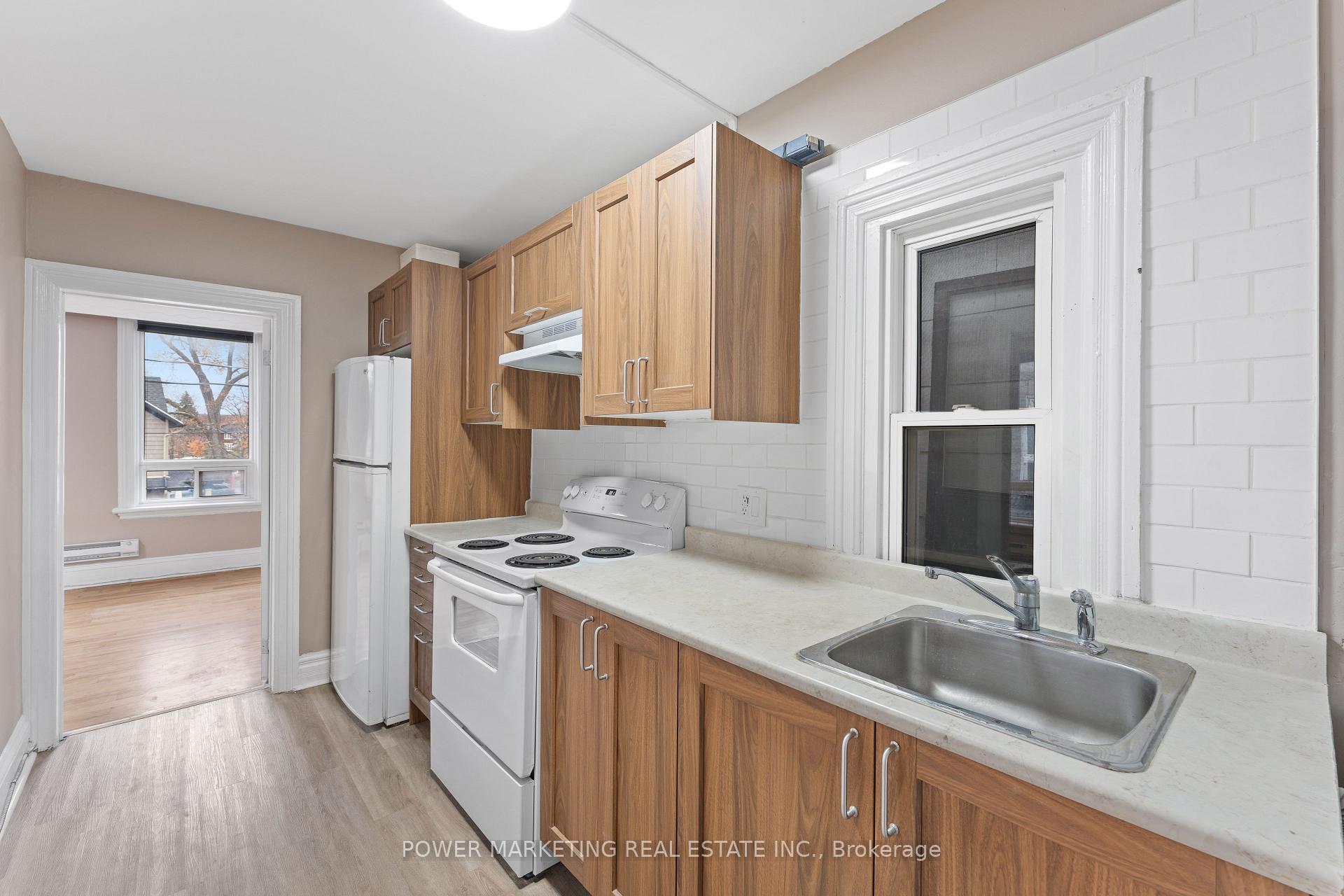 Photo 3 of Unit A&B, 684 Bronson Avenue, Ottawa, West Centre Town — HOMEH