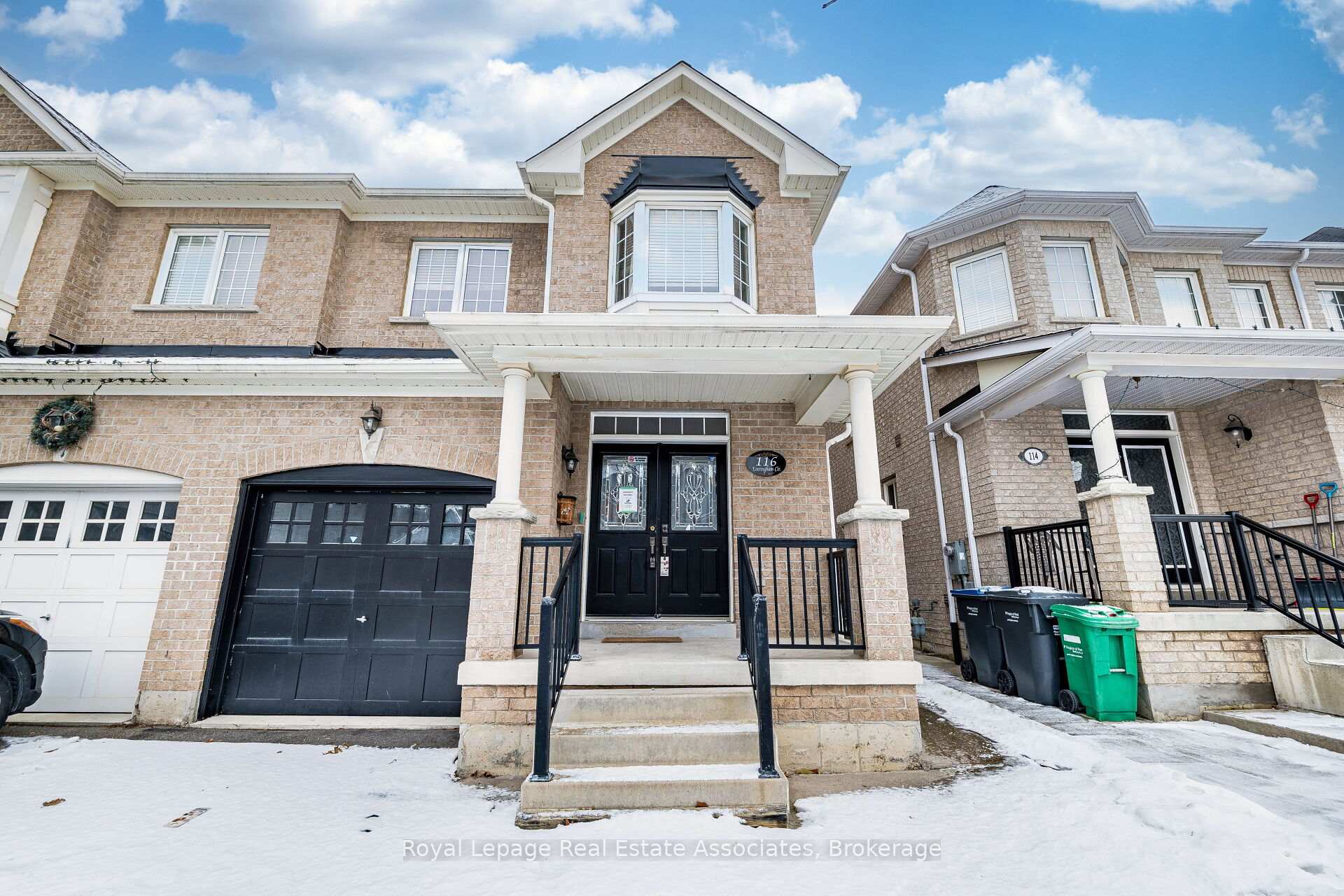 Photo 3 of 116 Everingham Circle, Brampton, Sandringham-Wellington — HOMEH