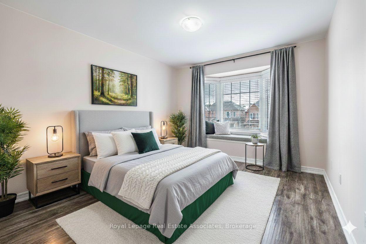 Photo 11 of 116 Everingham Circle, Brampton, Sandringham-Wellington — HOMEH