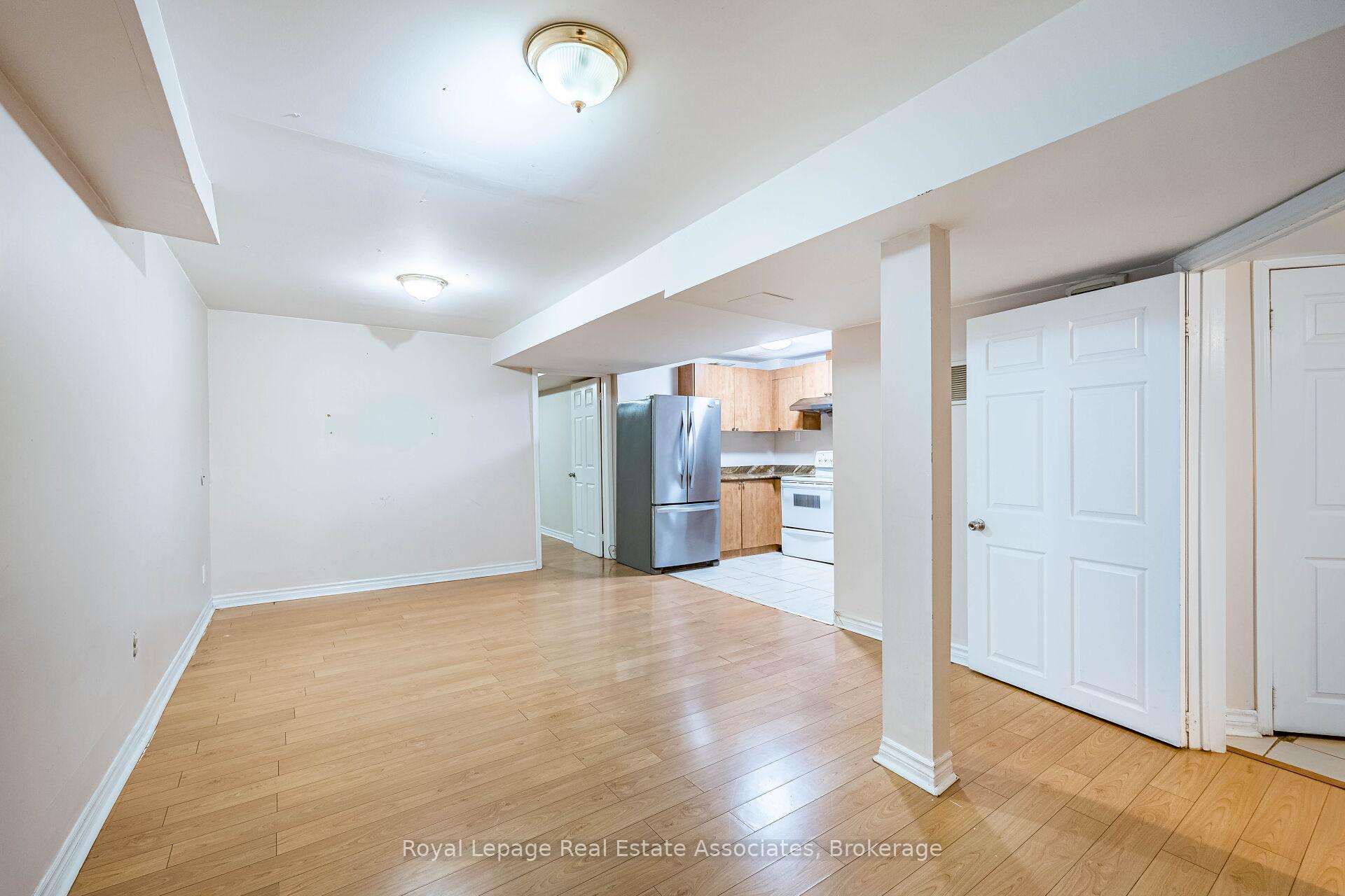 Photo 13 of 116 Everingham Circle, Brampton, Sandringham-Wellington — HOMEH