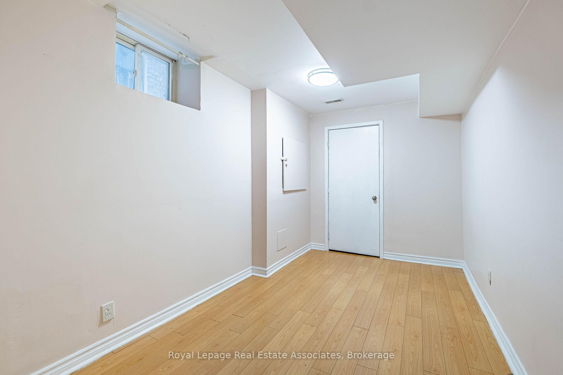 Photo 14 of 116 Everingham Circle, Brampton, Sandringham-Wellington — HOMEH