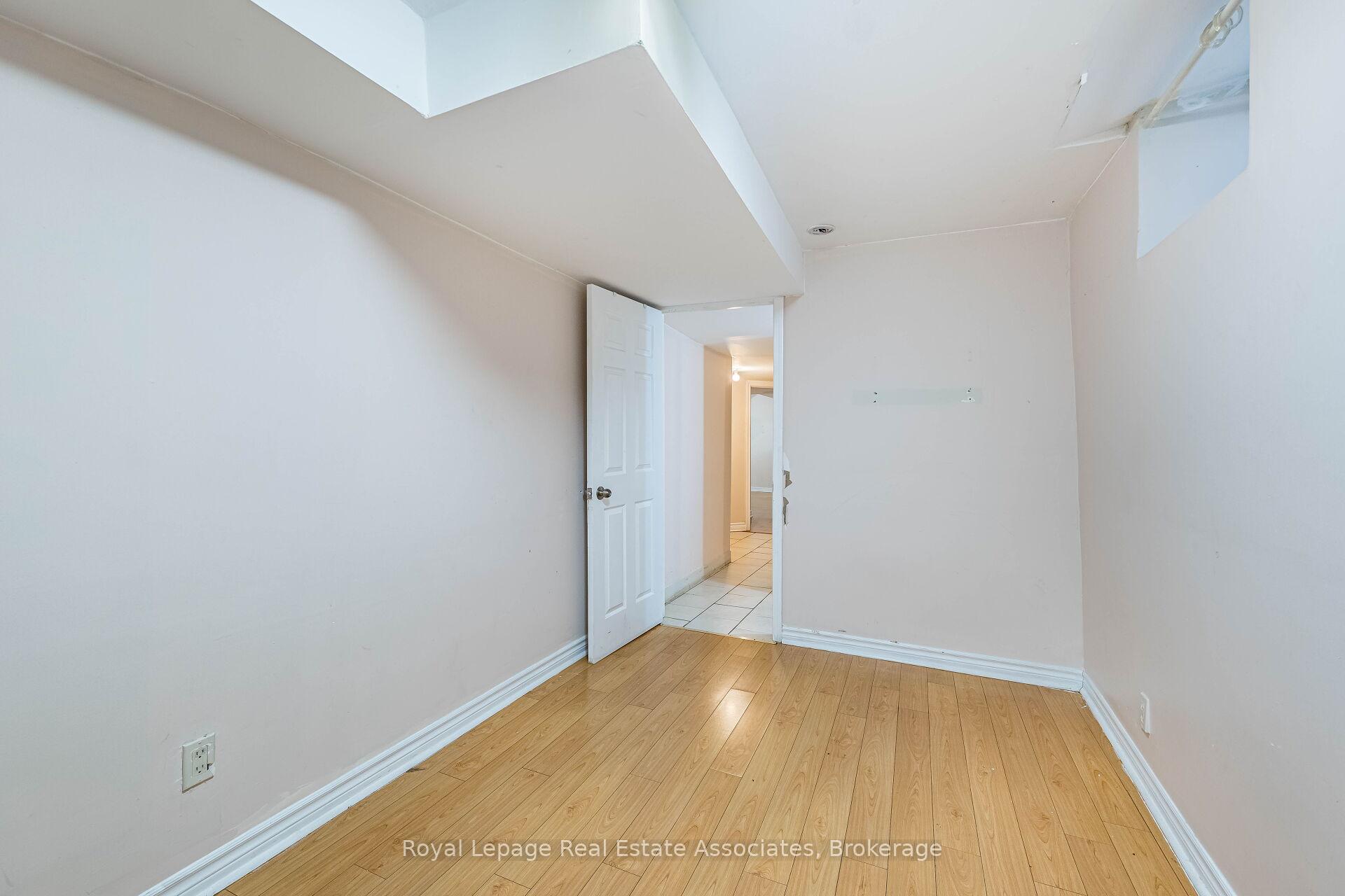 Photo 16 of 116 Everingham Circle, Brampton, Sandringham-Wellington — HOMEH