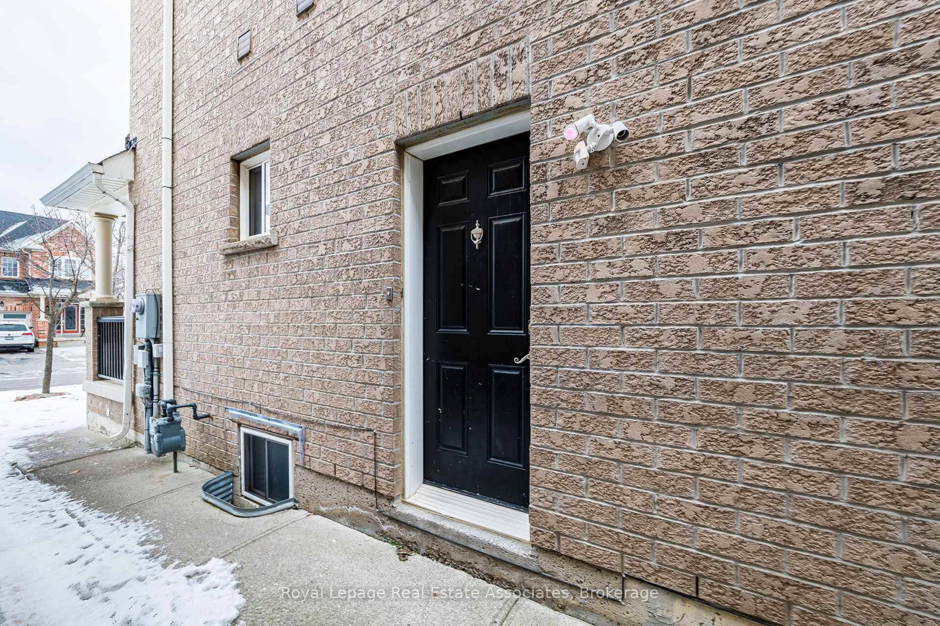Photo 31 of 116 Everingham Circle, Brampton, Sandringham-Wellington — HOMEH