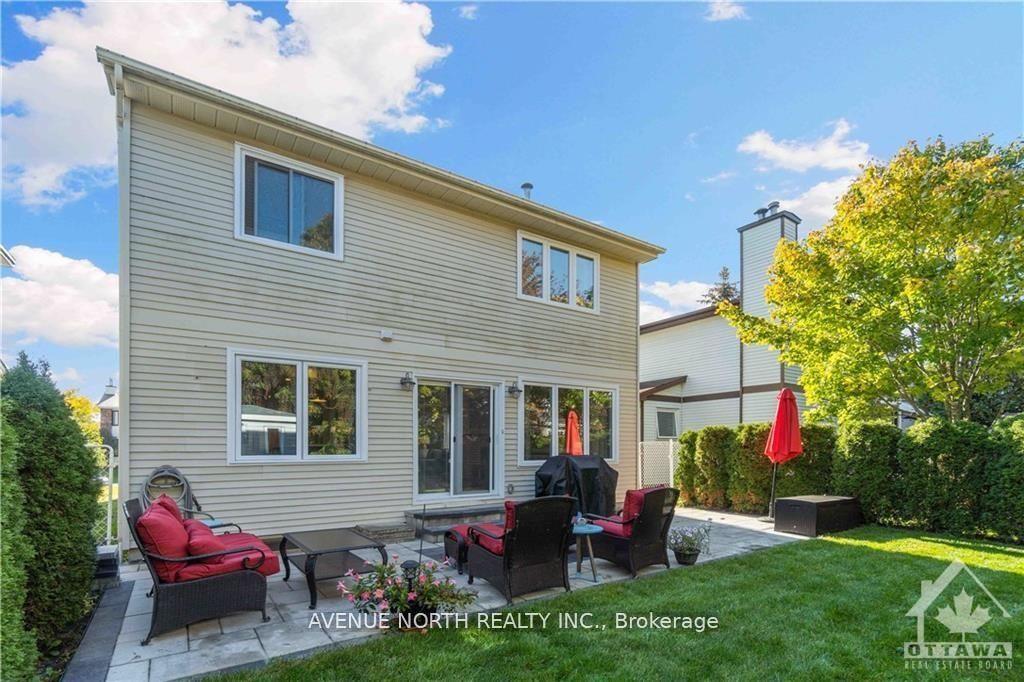 Photo 24 of 10 Pickwick Drive, Ottawa, Barrhaven - Cedargrove/Fraserdale — HOMEH