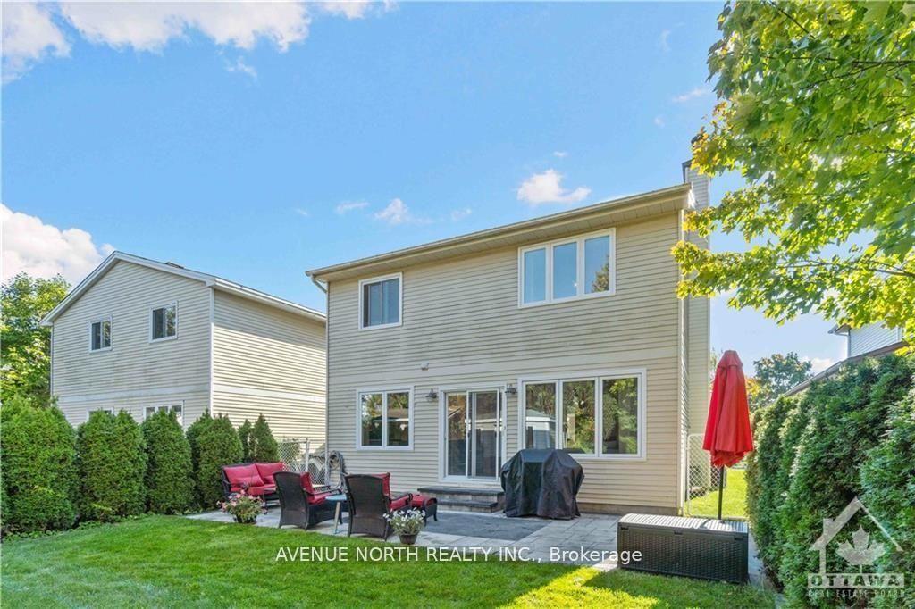 Photo 25 of 10 Pickwick Drive, Ottawa, Barrhaven - Cedargrove/Fraserdale — HOMEH