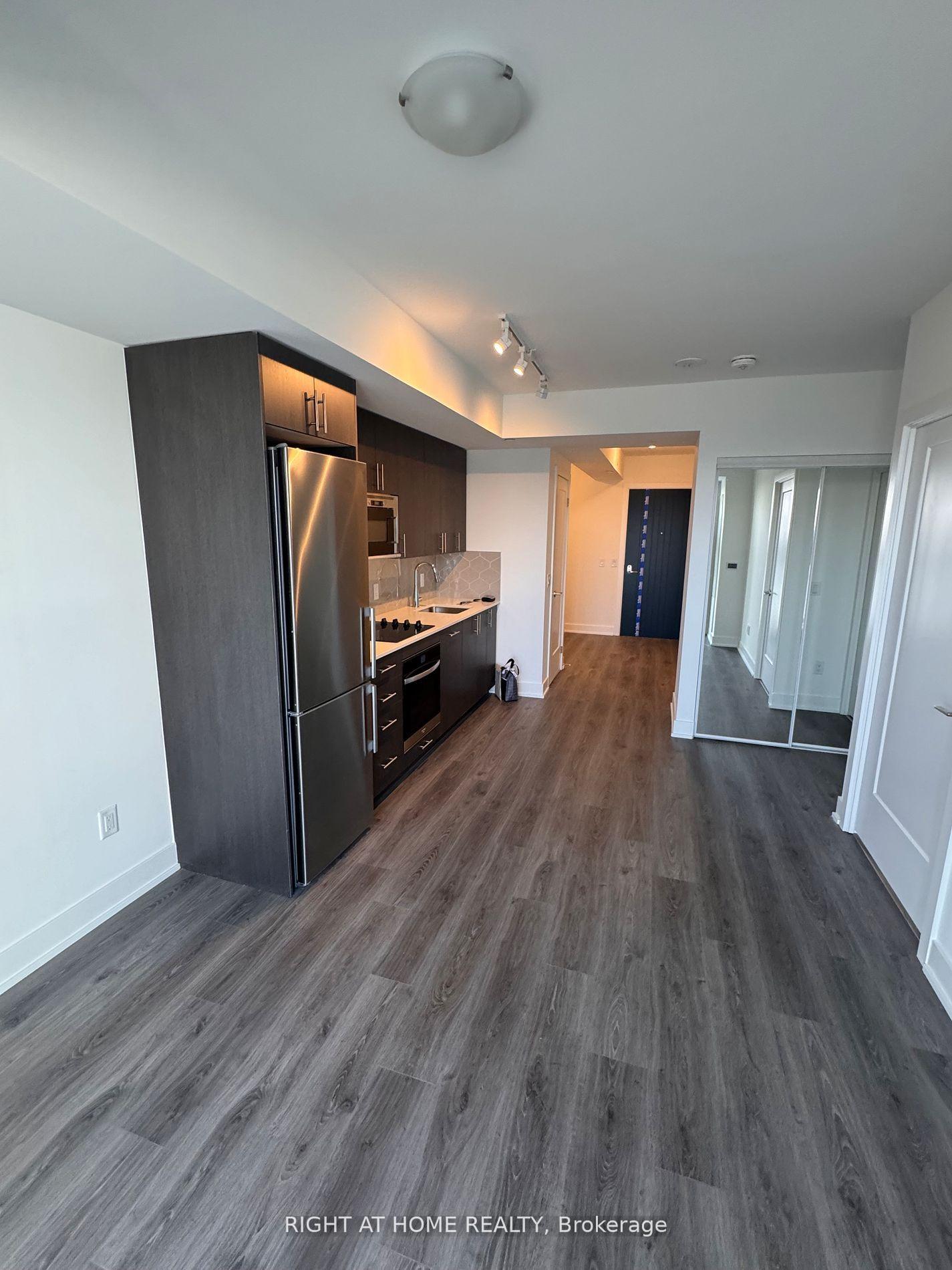 Photo 1 of Unit 701, 2545 Simcoe Street N, Oshawa, Windfields — HOMEH