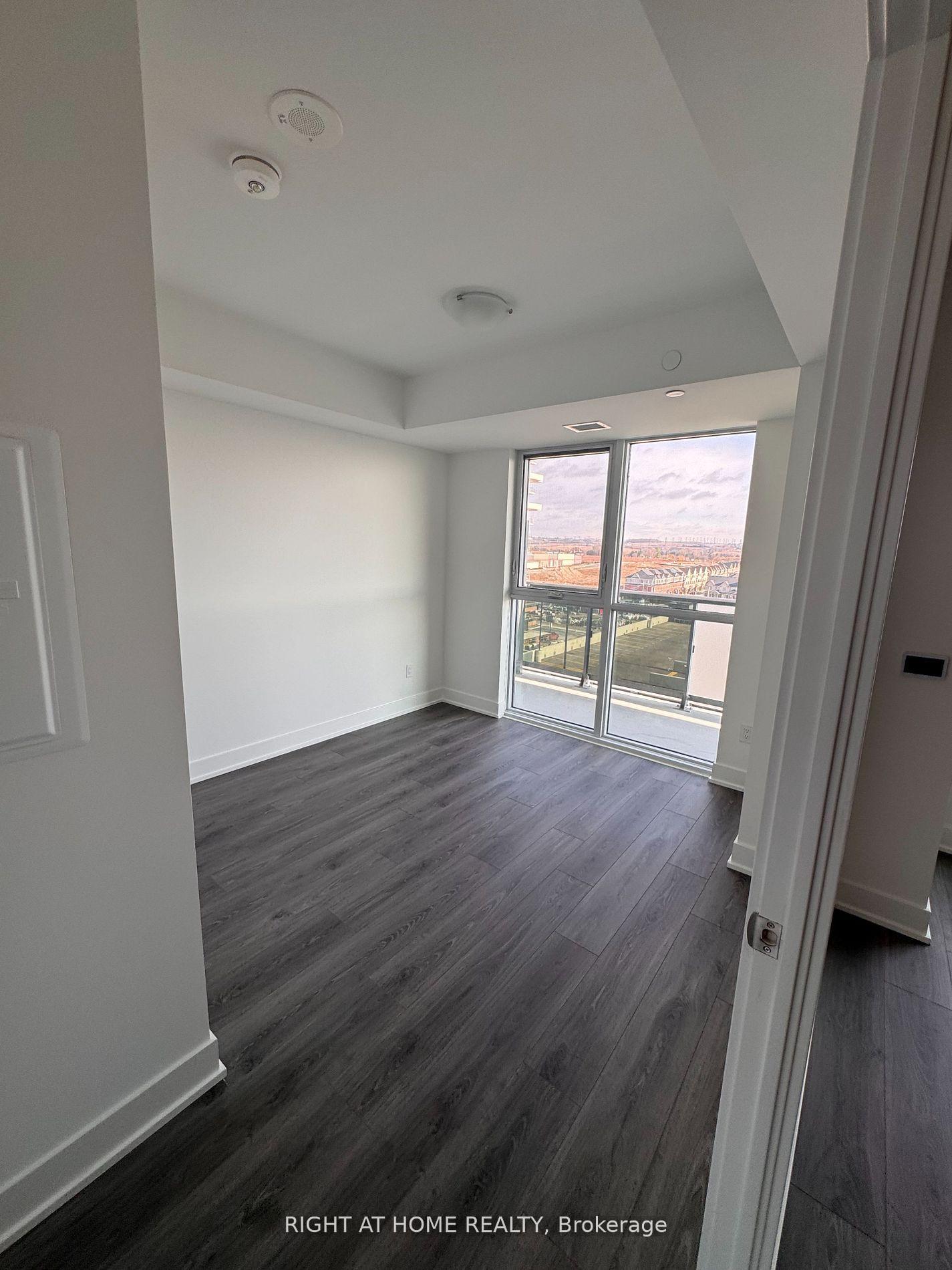 Photo 11 of Unit 701, 2545 Simcoe Street N, Oshawa, Windfields — HOMEH
