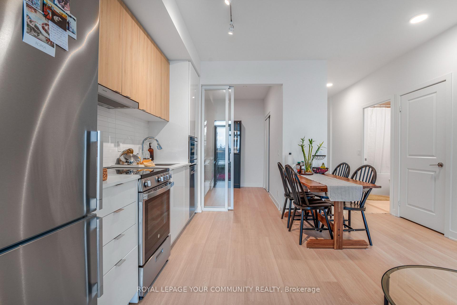 Photo 13 of Unit 224, 50 Upper Mall Way, Vaughan, Brownridge — HOMEH