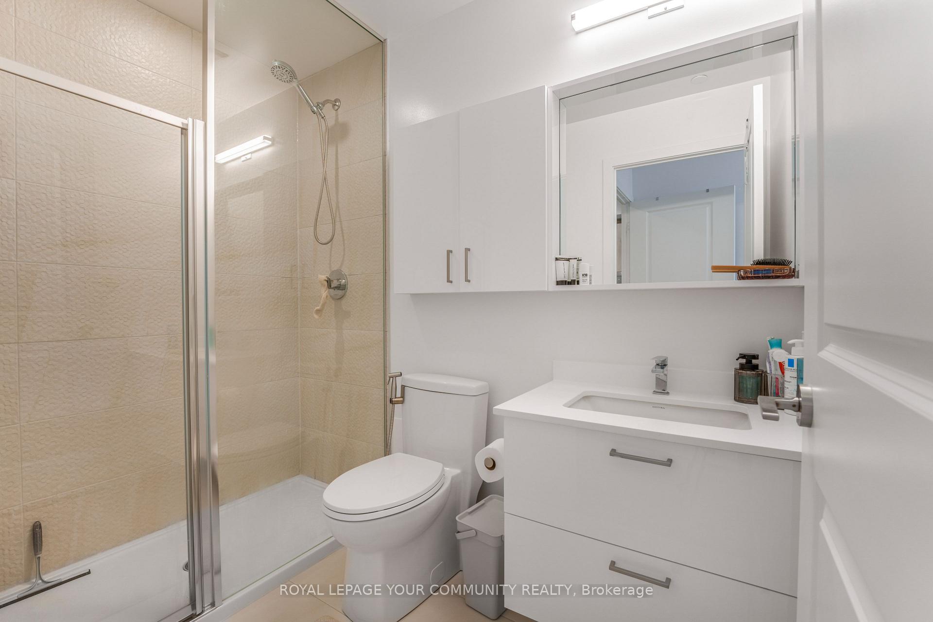 Photo 12 of Unit 224, 50 Upper Mall Way, Vaughan, Brownridge — HOMEH