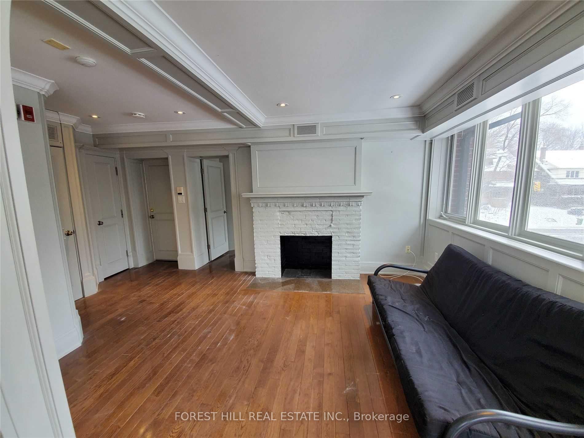 Photo 6 of Unit 3, 216 Heath Street, Toronto, Forest Hill South — HOMEH