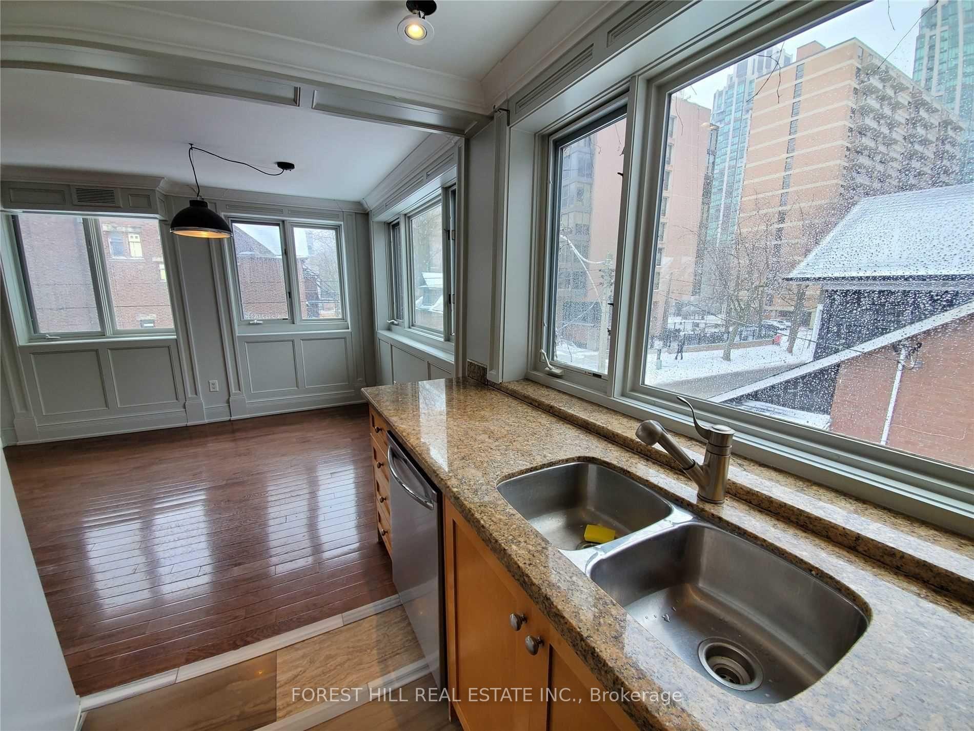 Photo 4 of Unit 3, 216 Heath Street, Toronto, Forest Hill South — HOMEH