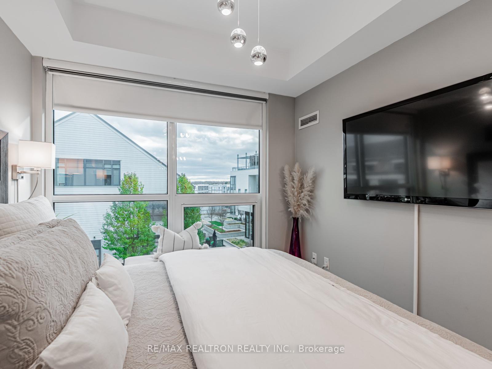 Photo 11 of Unit C320, 301 Sea Ray Avenue, Innisfil, Rural Innisfil — HOMEH