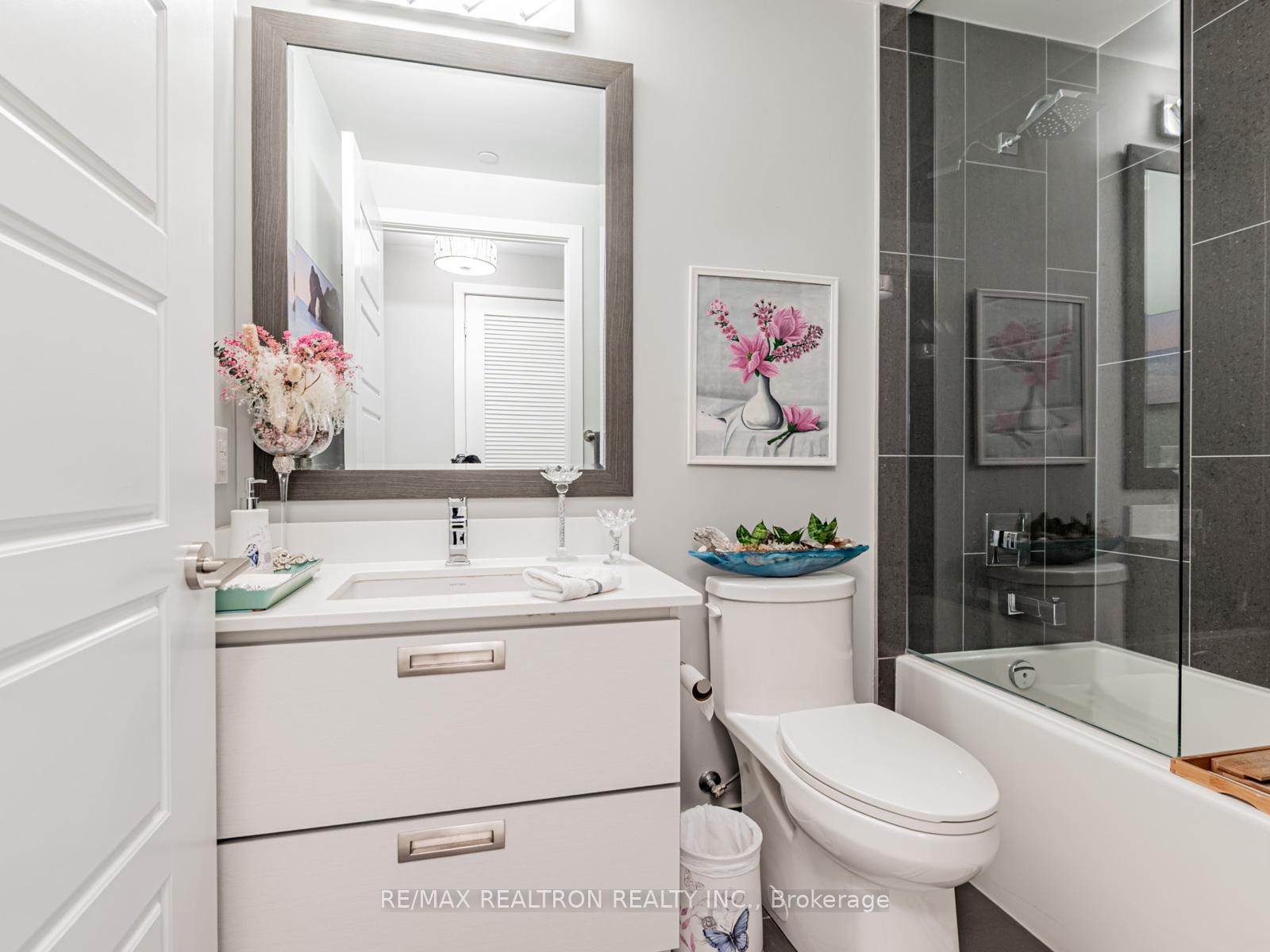 Photo 15 of Unit C320, 301 Sea Ray Avenue, Innisfil, Rural Innisfil — HOMEH