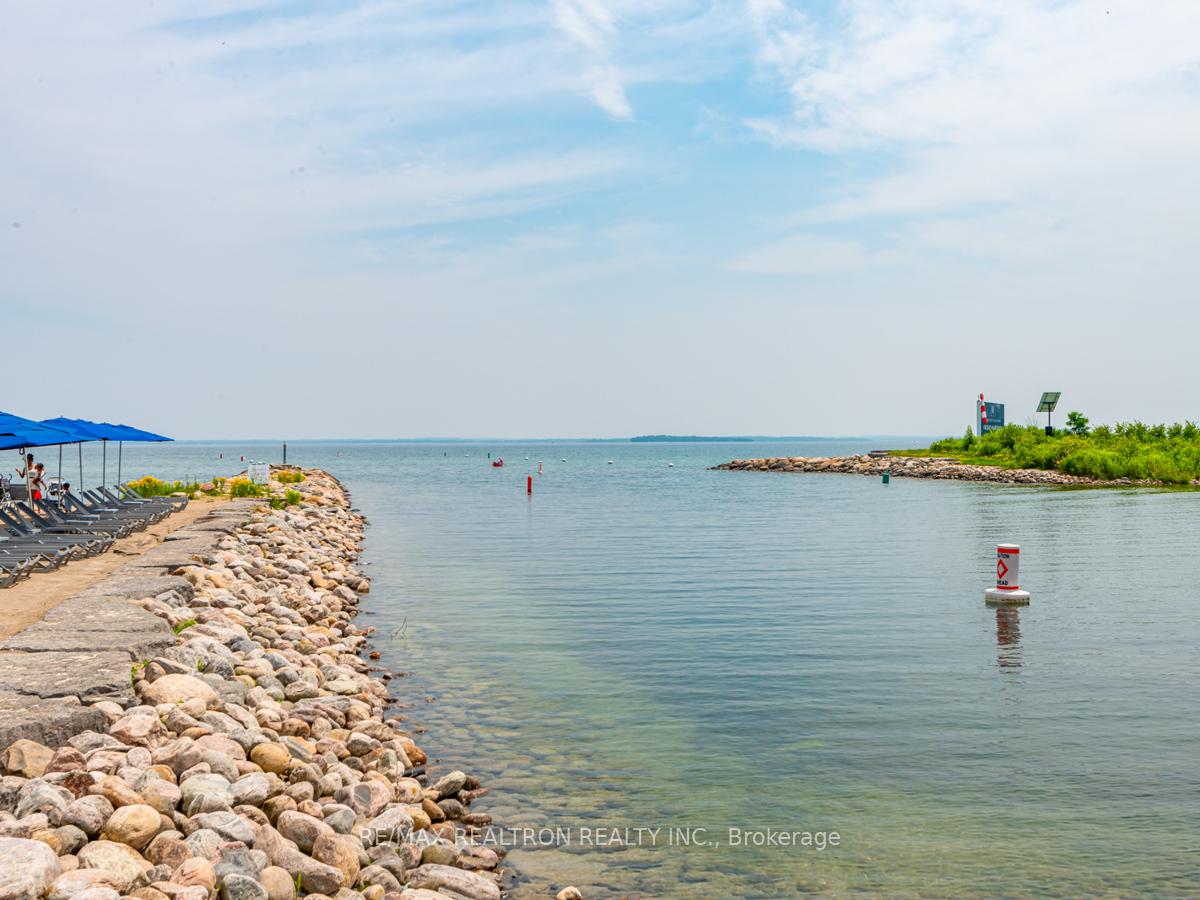 Photo 23 of Unit C320, 301 Sea Ray Avenue, Innisfil, Rural Innisfil — HOMEH