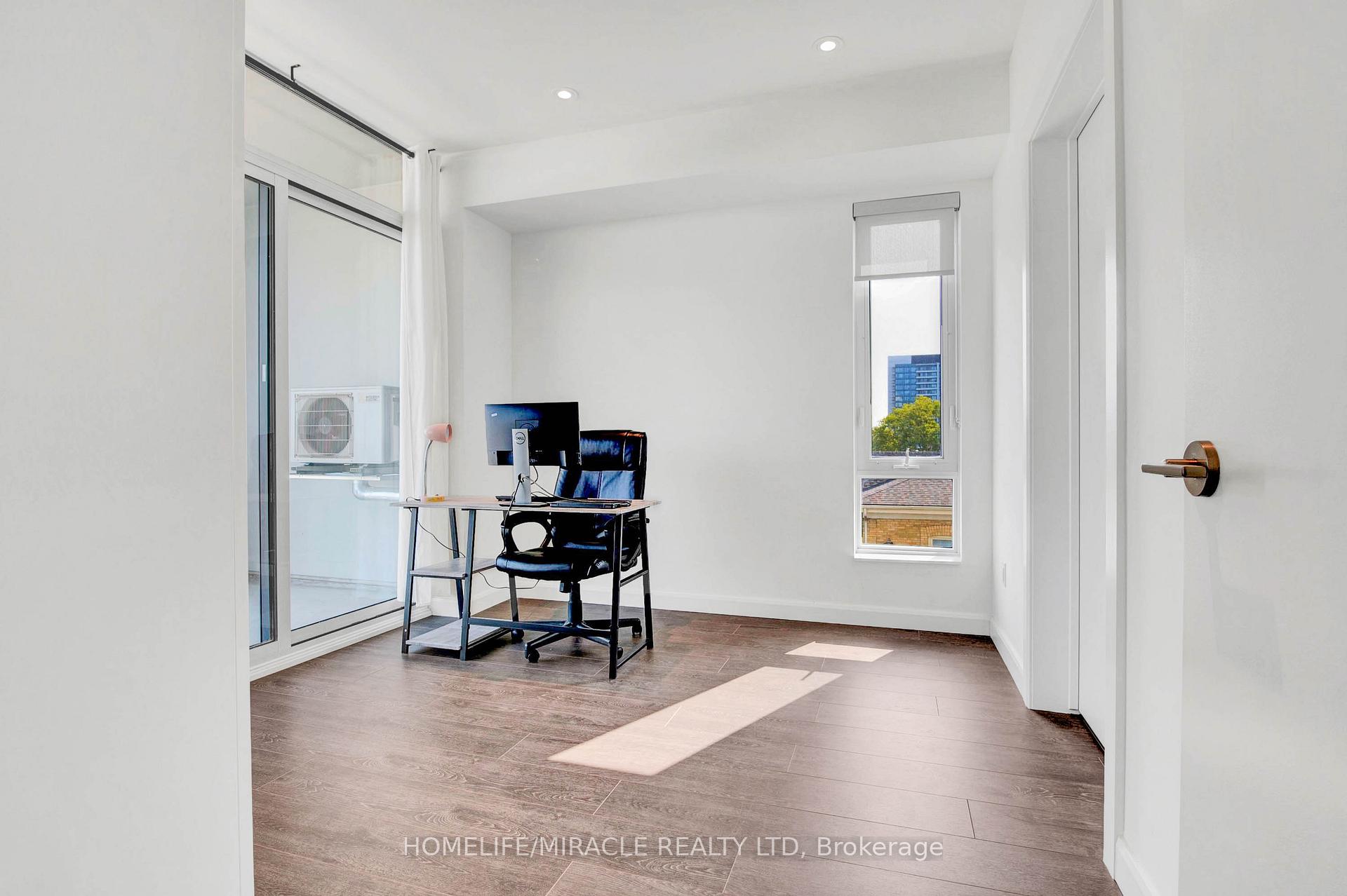 Photo 6 of Unit 401, 741 King Street W, Kitchener, KW Hospital — HOMEH