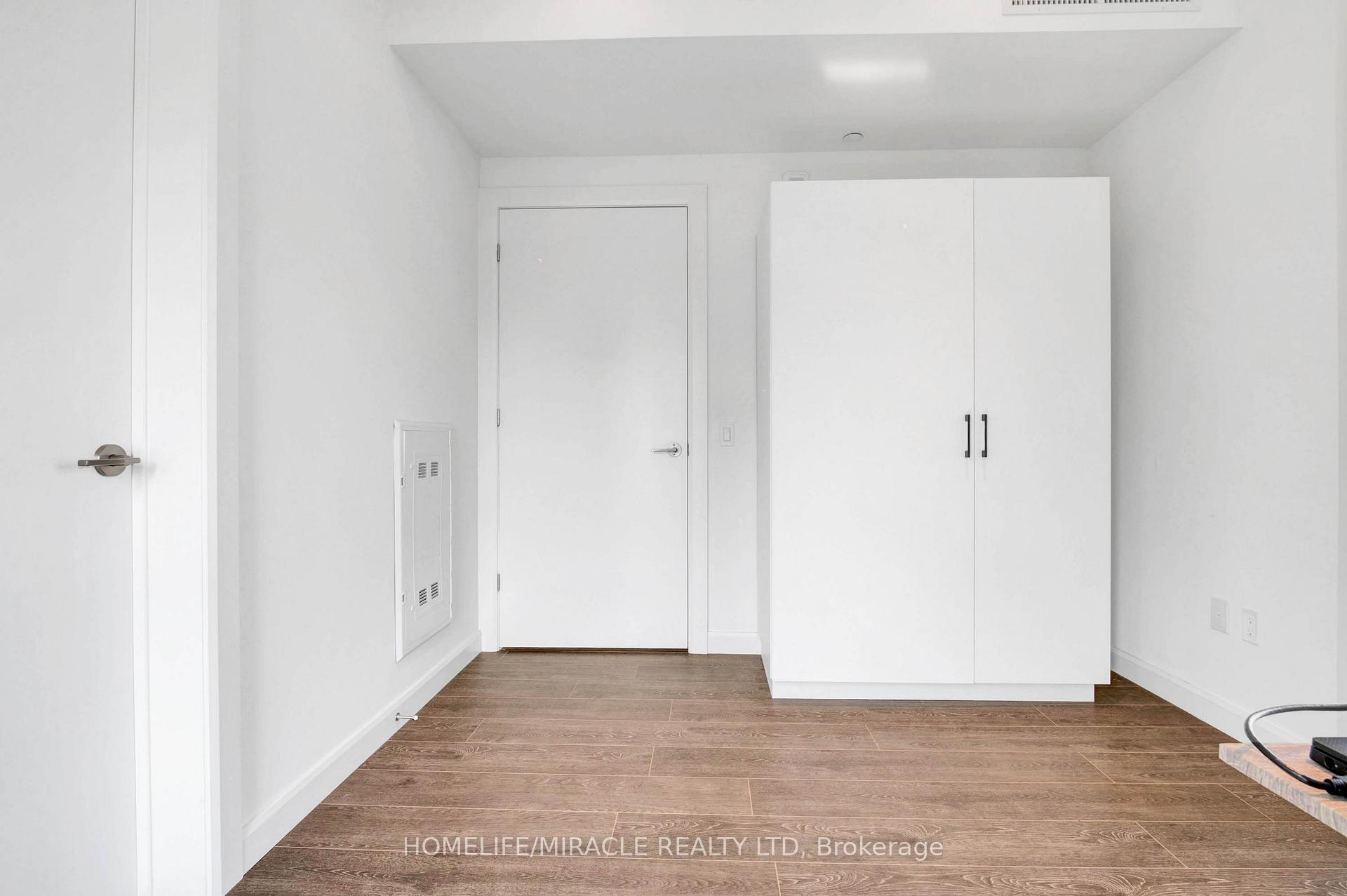 Photo 7 of Unit 401, 741 King Street W, Kitchener, KW Hospital — HOMEH