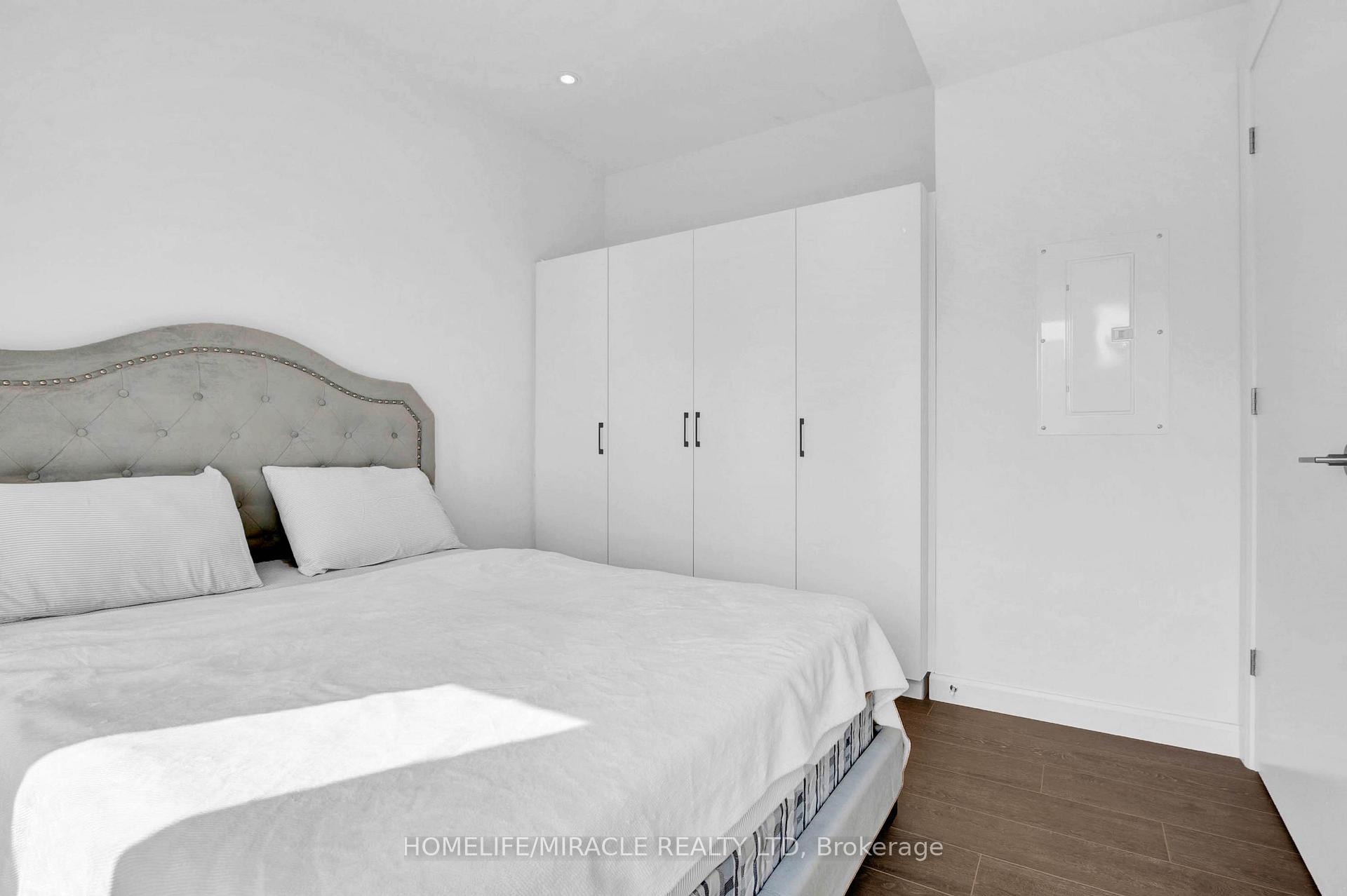 Photo 9 of Unit 401, 741 King Street W, Kitchener, KW Hospital — HOMEH