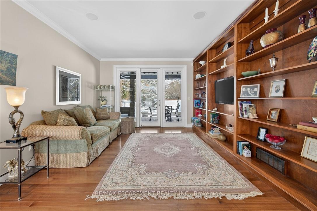 Photo 7 of 72 Yeager Avenue, Norfolk, Simcoe — HOMEH