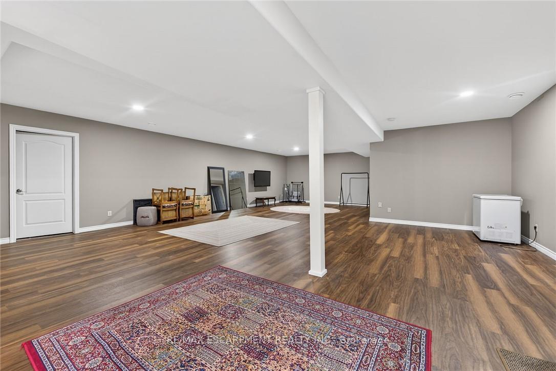 Photo 50 of 72 Yeager Avenue, Norfolk, Simcoe — HOMEH