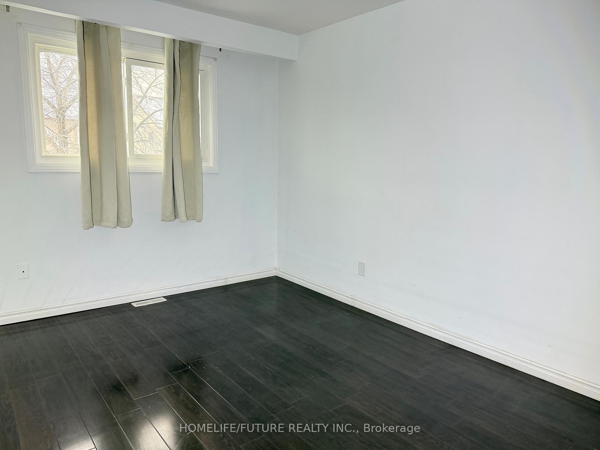 Photo 16 of Unit Main & Lower, 145 Bruce Beer Drive, Brampton, Madoc — HOMEH