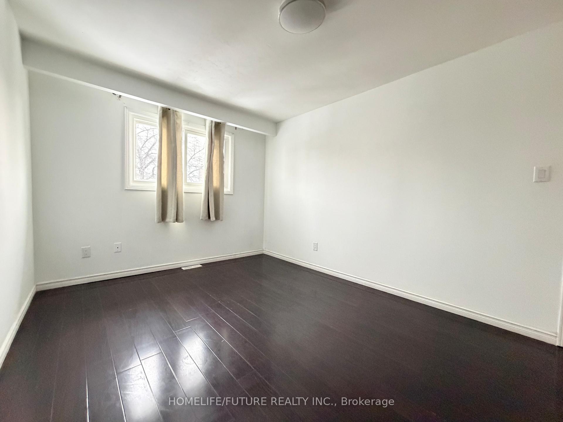 Photo 15 of Unit Main & Lower, 145 Bruce Beer Drive, Brampton, Madoc — HOMEH