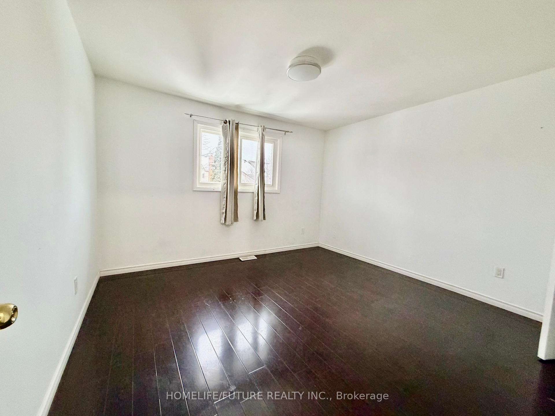 Photo 25 of Unit Main & Lower, 145 Bruce Beer Drive, Brampton, Madoc — HOMEH