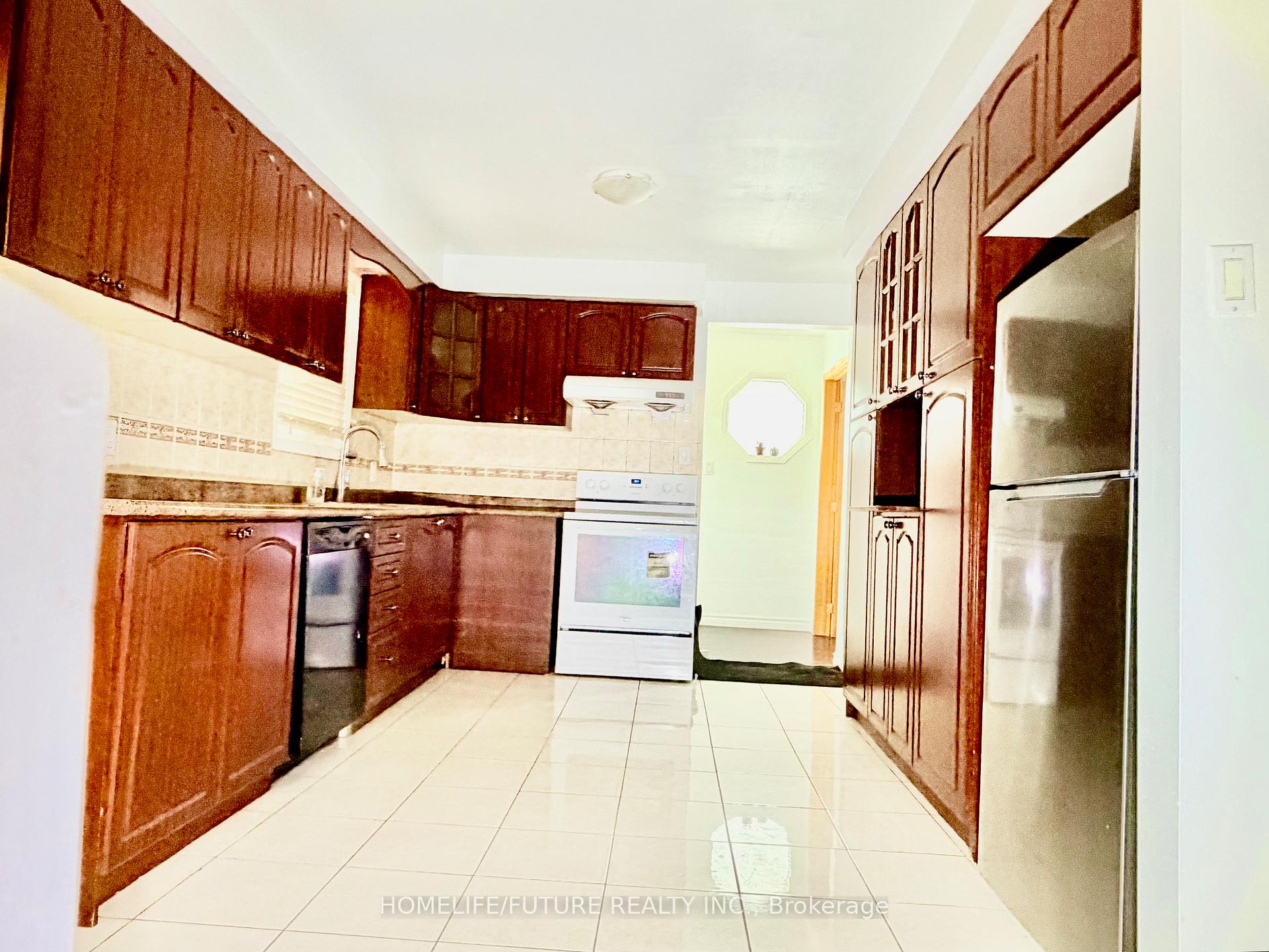 Photo 29 of Unit Main & Lower, 145 Bruce Beer Drive, Brampton, Madoc — HOMEH
