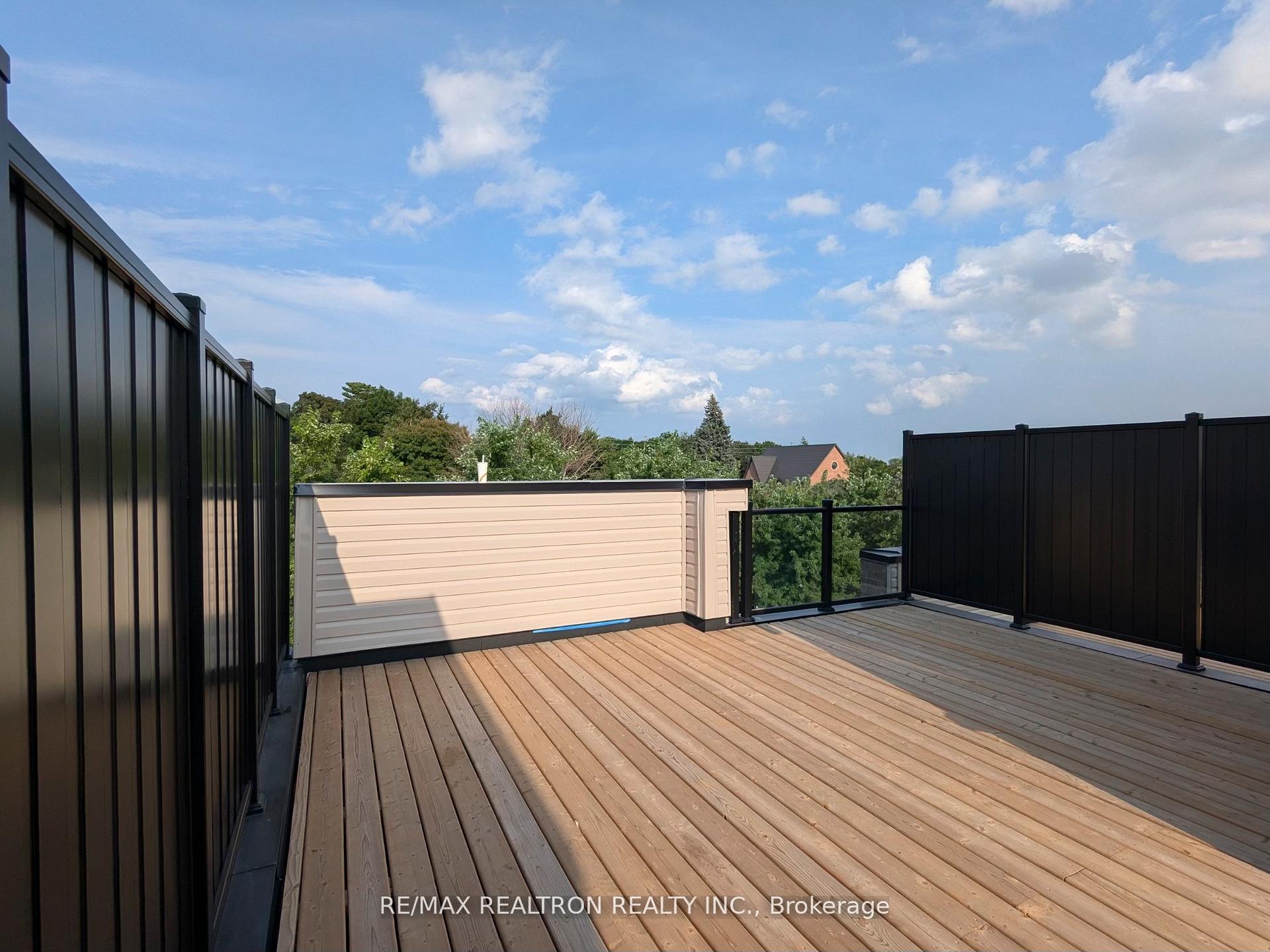 Photo 14 of 84 Herman Gilroy Lane, Markham, Angus Glen — HOMEH