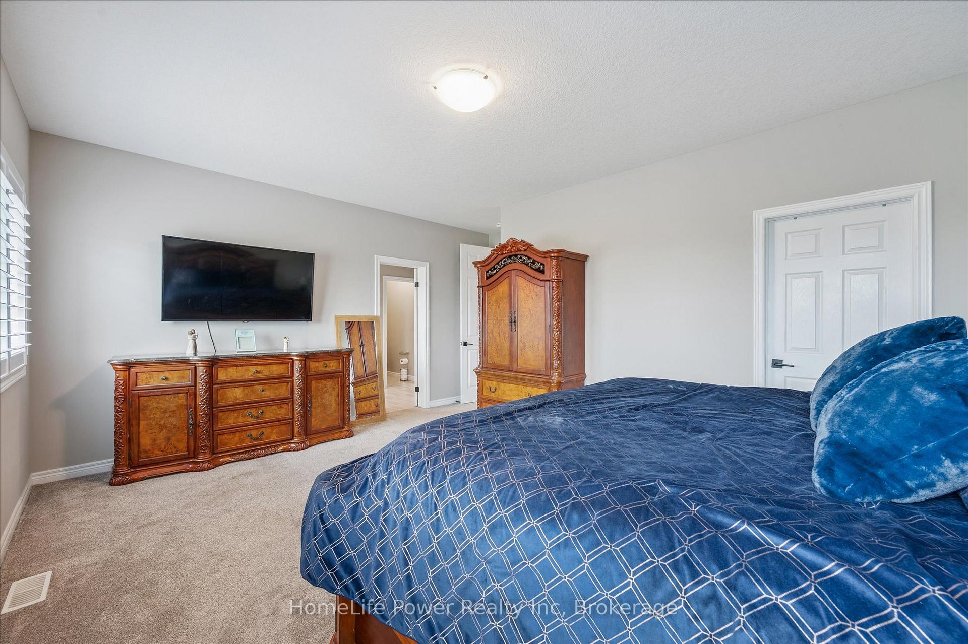 Photo 27 of 9 Everton Drive, Guelph, Grange Road — HOMEH
