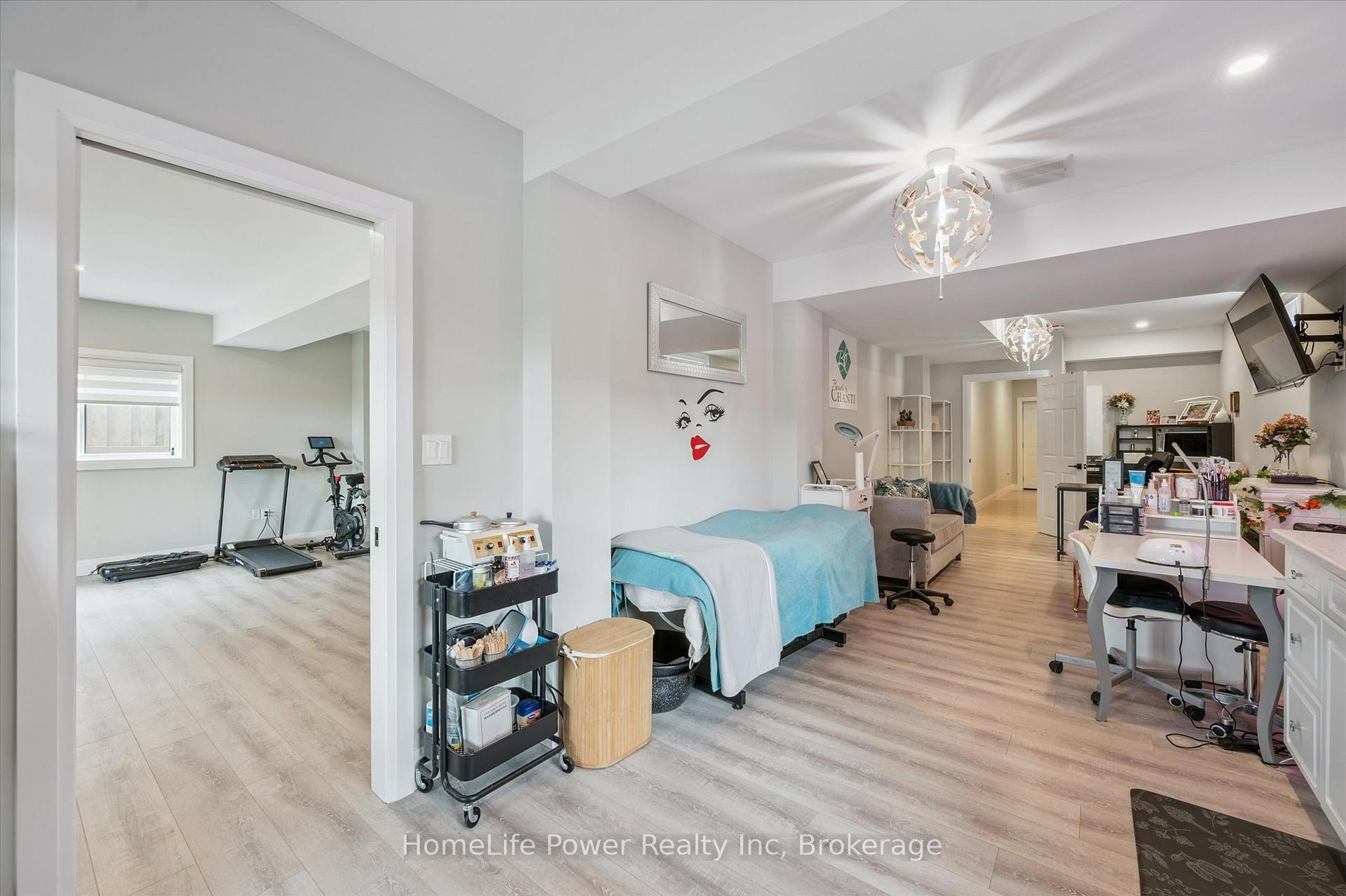 Photo 33 of 9 Everton Drive, Guelph, Grange Road — HOMEH