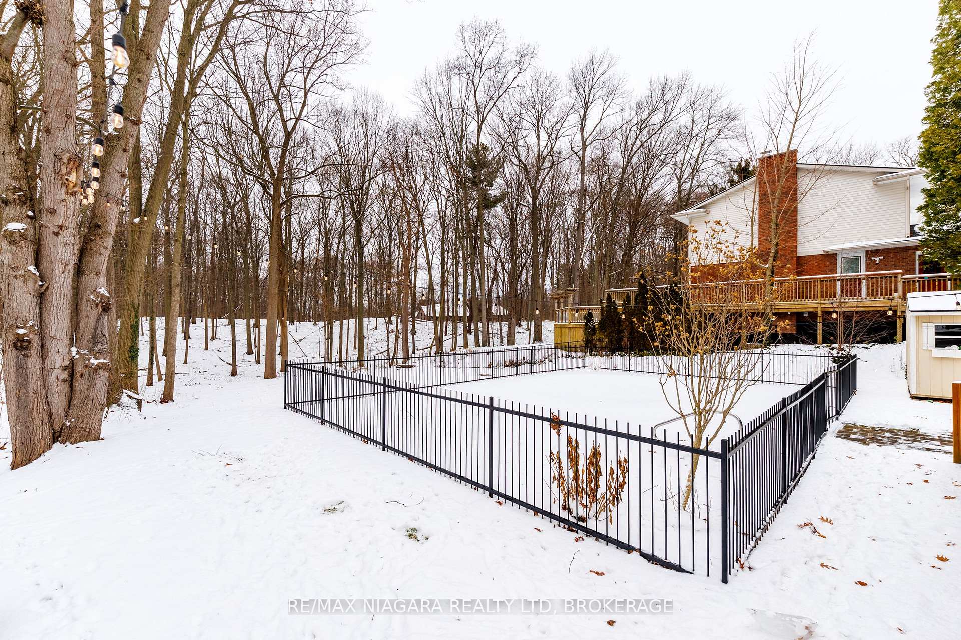 Photo 32 of 35 Berkwood Place, Pelham, Fonthill — HOMEH