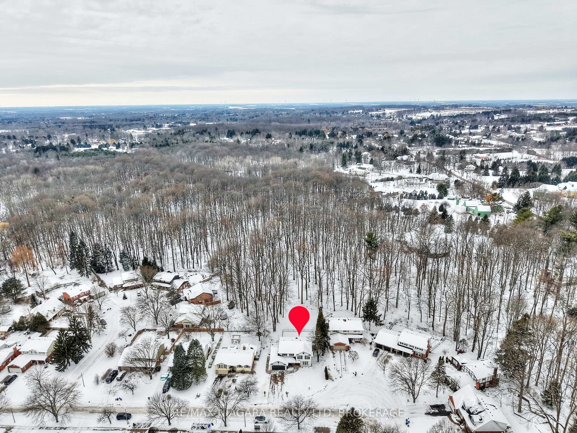 Photo 31 of 35 Berkwood Place, Pelham, Fonthill — HOMEH