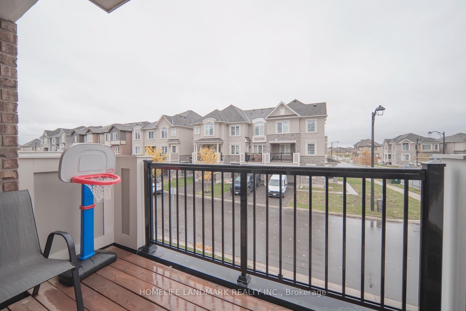 Photo 4 of 875 Cactus Point, Milton, Cobban — HOMEH