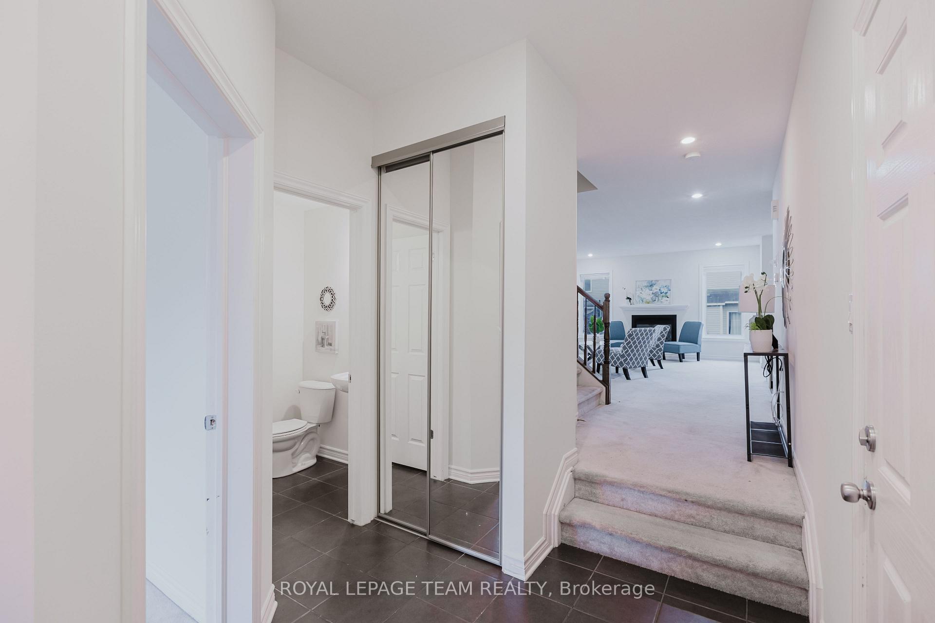 Photo 4 of 411 Temiskaming Crescent, Ottawa, Barrhaven - Strandherd — HOMEH