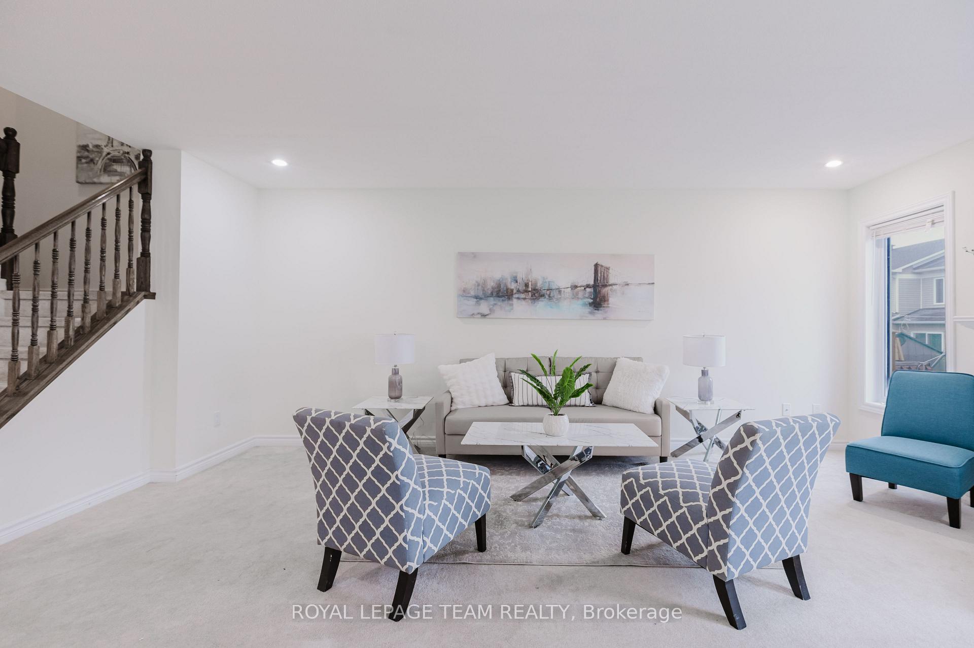 Photo 9 of 411 Temiskaming Crescent, Ottawa, Barrhaven - Strandherd — HOMEH