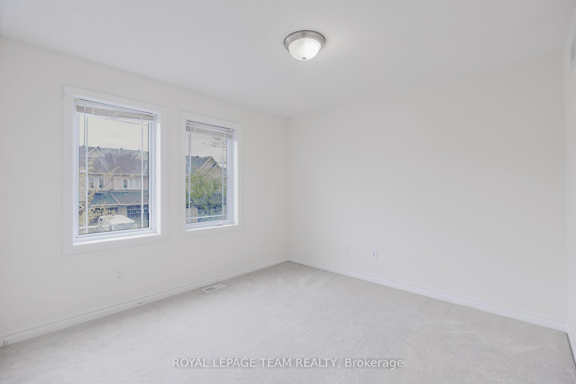 Photo 28 of 411 Temiskaming Crescent, Ottawa, Barrhaven - Strandherd — HOMEH